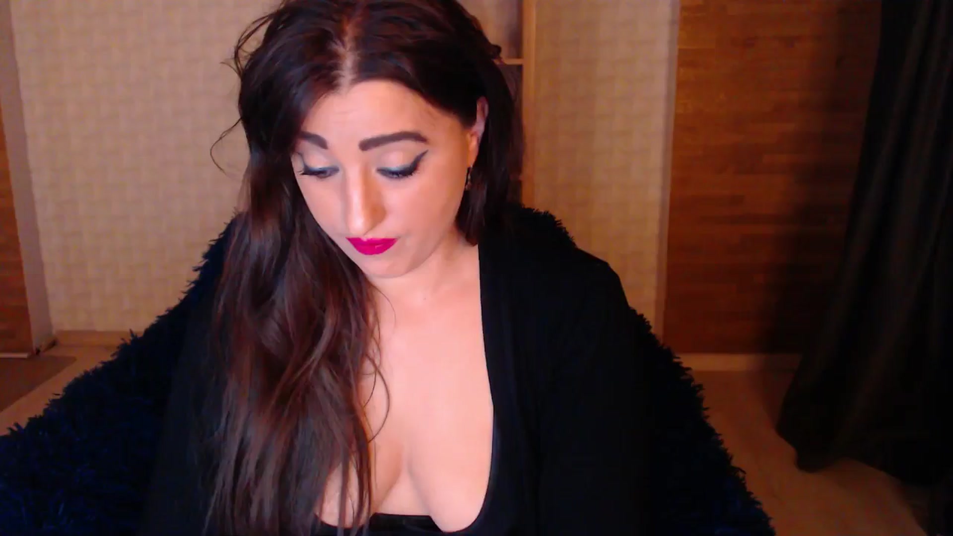Gallery image thumbnail from HotRebbecca's myfreecams stream on, 05/25/2025, 01:45 image 1 of 20