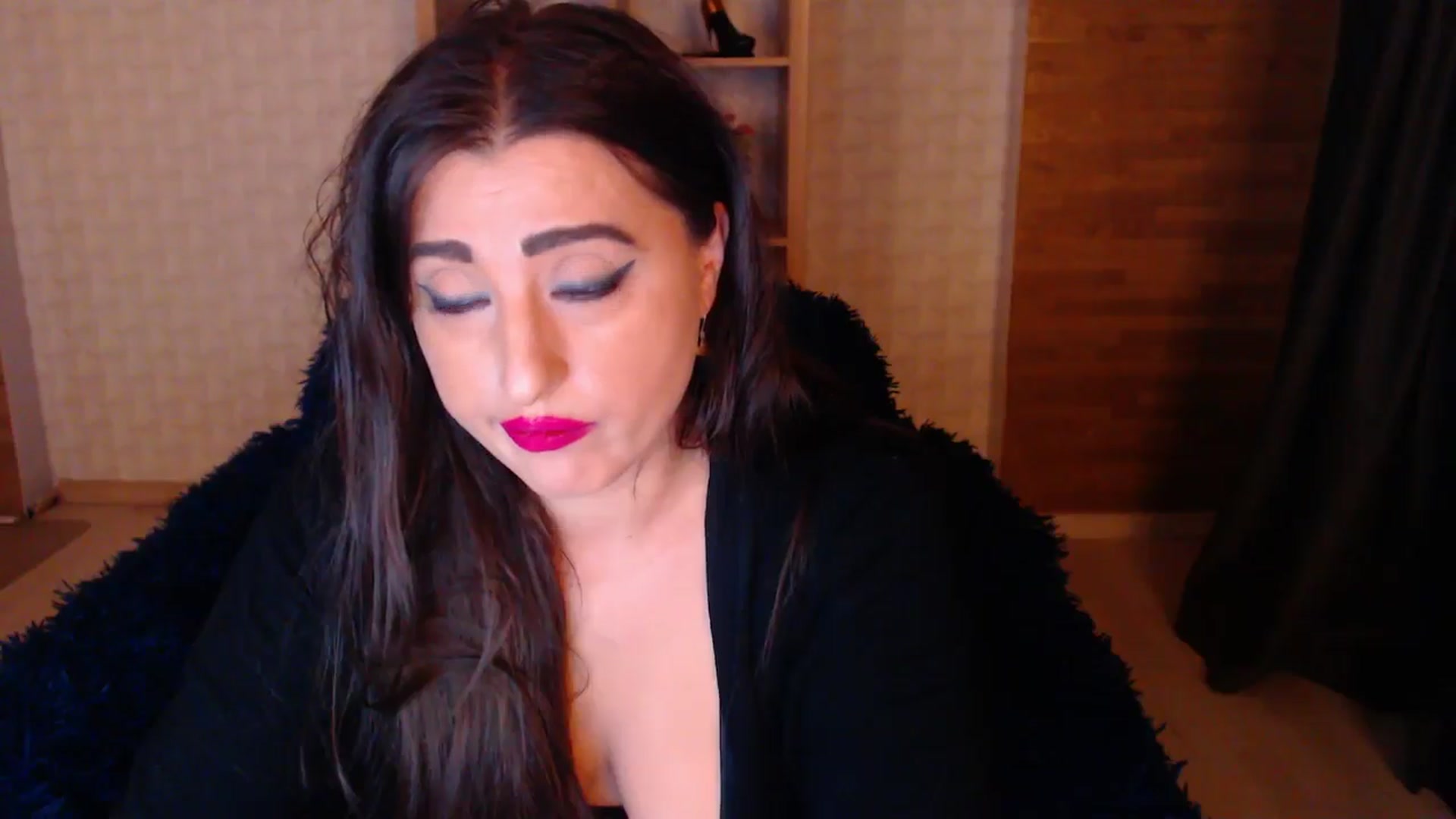 Gallery image thumbnail from HotRebbecca's myfreecams stream on, 05/25/2025, 01:45 image 17 of 20