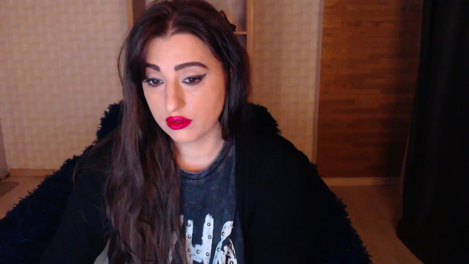 Gallery image thumbnail from HotRebbecca's myfreecams stream on, 05/26/2025, 02:48 image 1 of 20