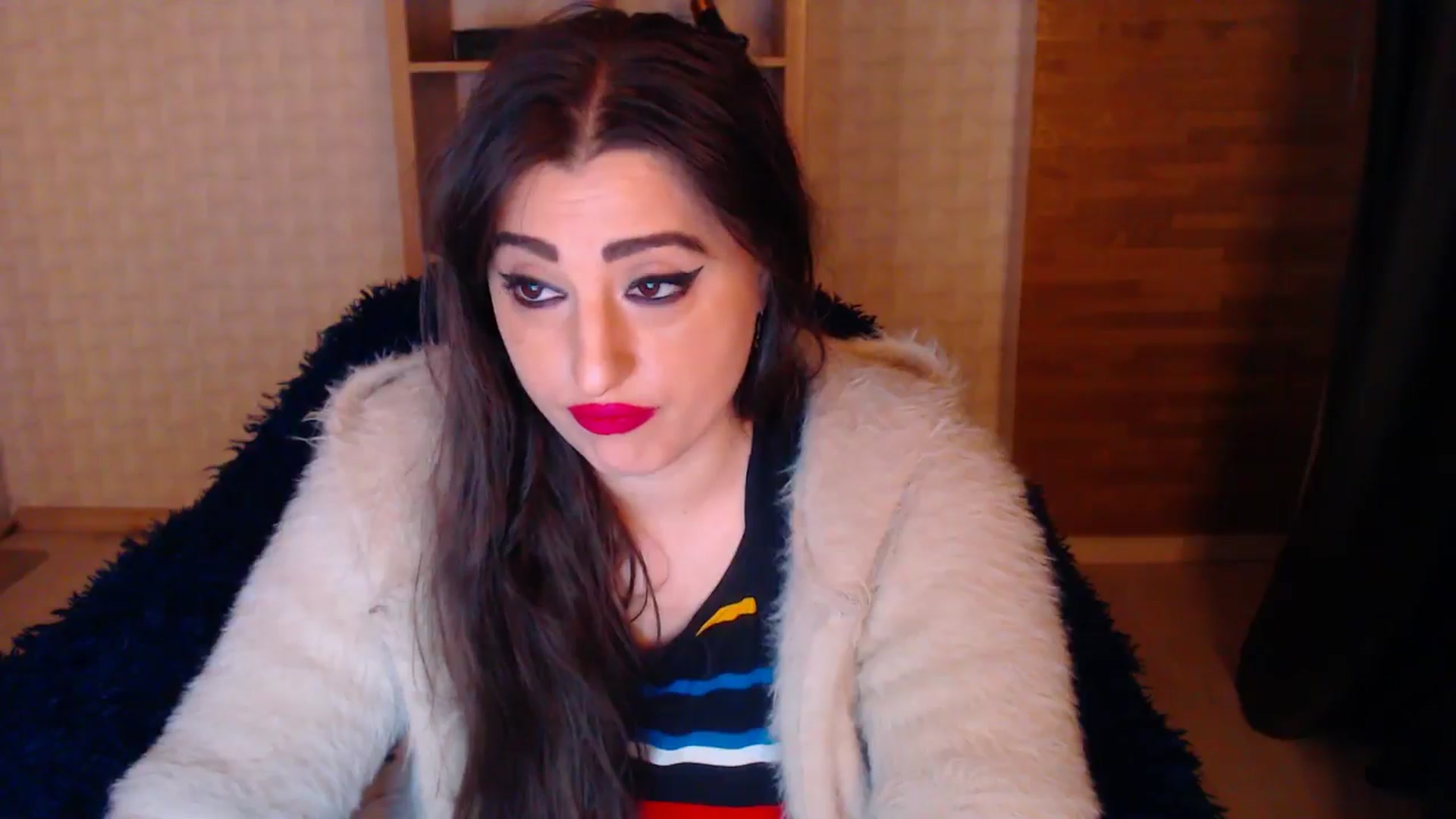 Gallery image thumbnail from HotRebbecca's myfreecams stream on, 05/27/2025, 24:37 image 15 of 20