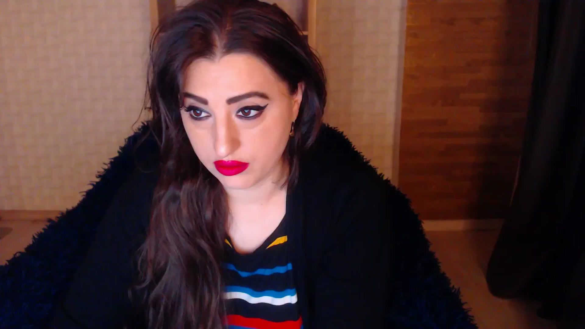 Gallery image thumbnail from HotRebbecca's myfreecams stream on, 05/27/2025, 24:37 image 1 of 20