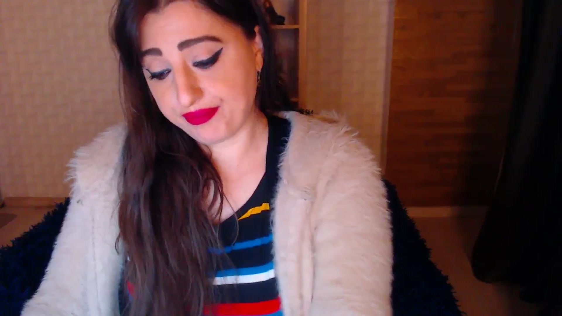 Gallery image thumbnail from HotRebbecca's myfreecams stream on, 05/27/2025, 24:37 image 19 of 20