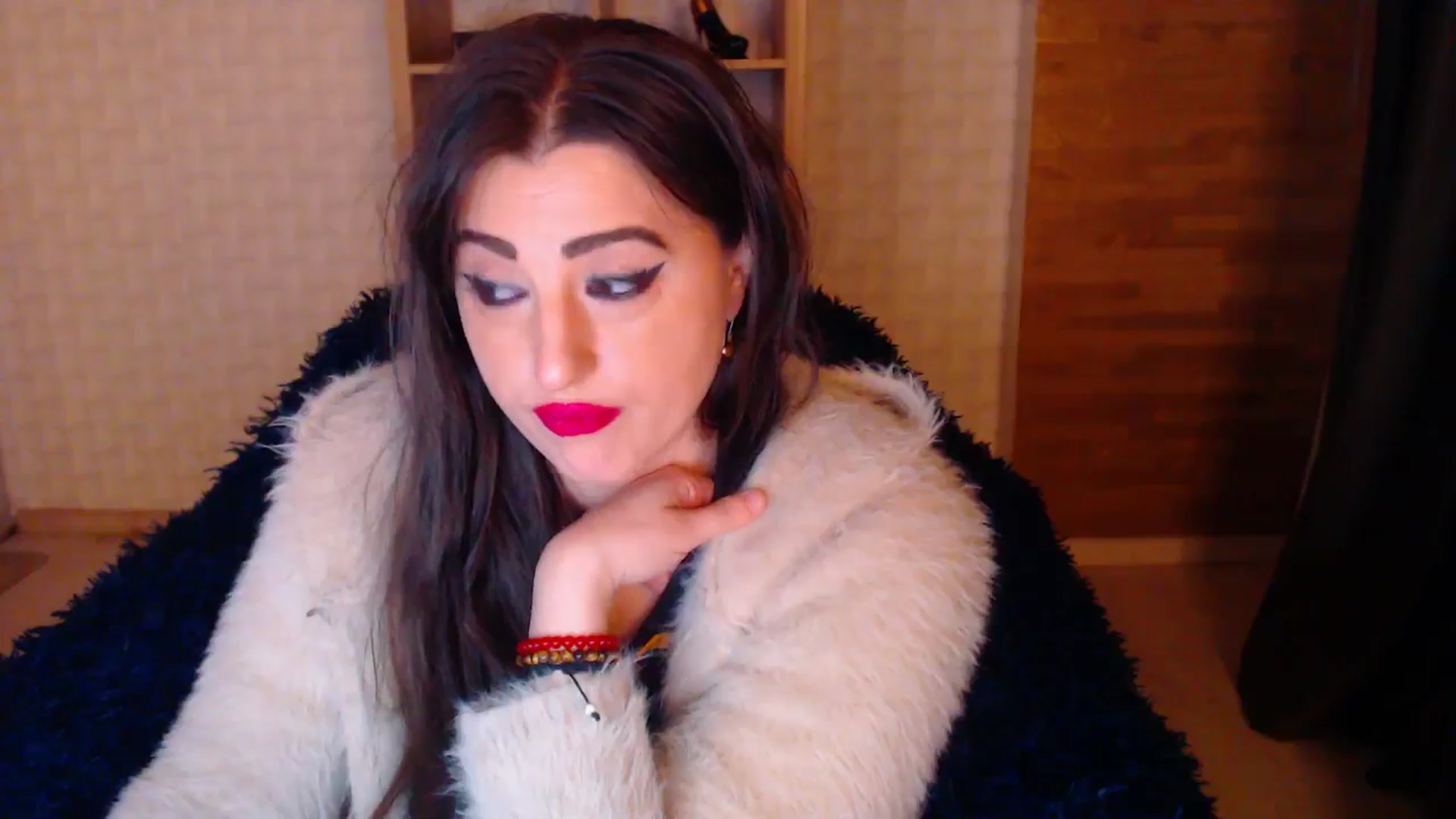 Gallery image thumbnail from HotRebbecca's myfreecams stream on, 05/27/2025, 24:37 image 16 of 20