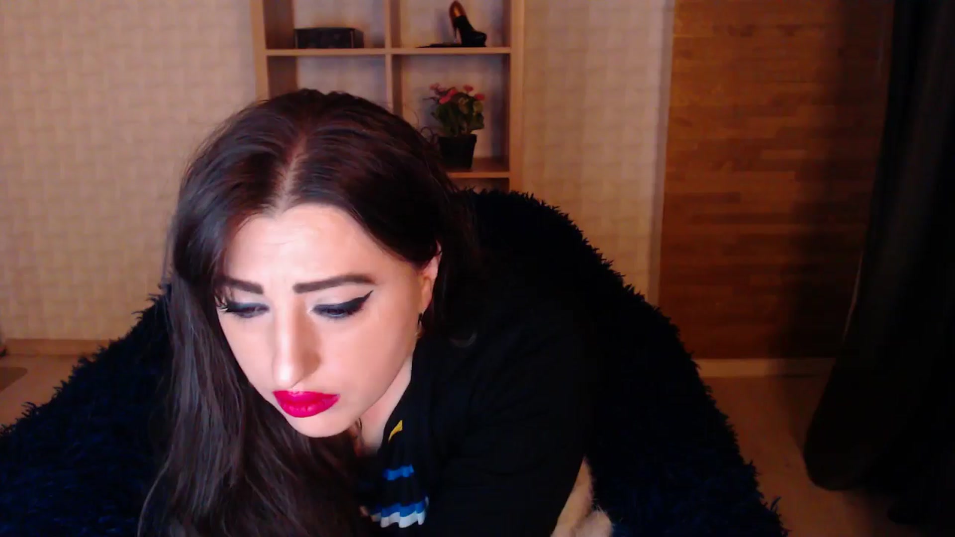 Gallery image thumbnail from HotRebbecca's myfreecams stream on, 05/27/2025, 24:37 image 6 of 20