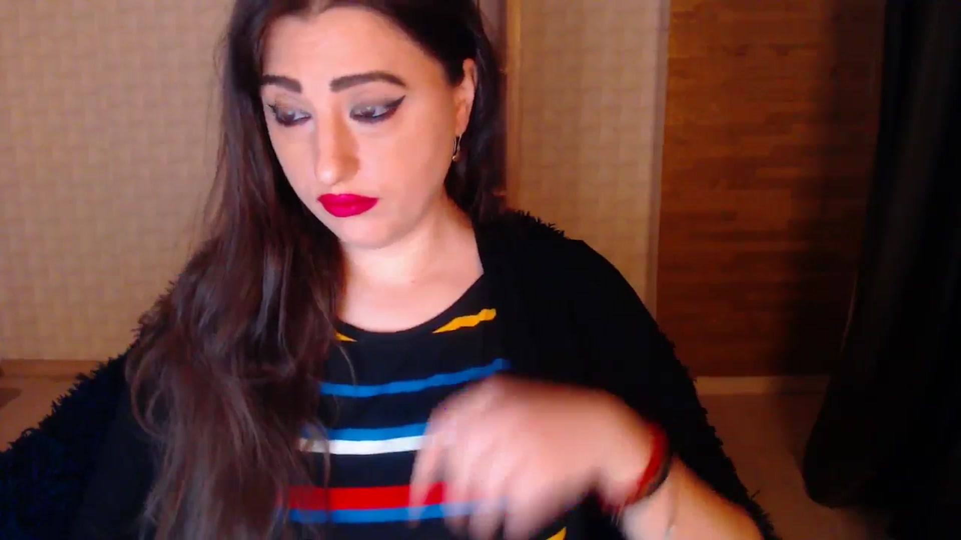 Gallery image thumbnail from HotRebbecca's myfreecams stream on, 05/27/2025, 24:37 image 4 of 20