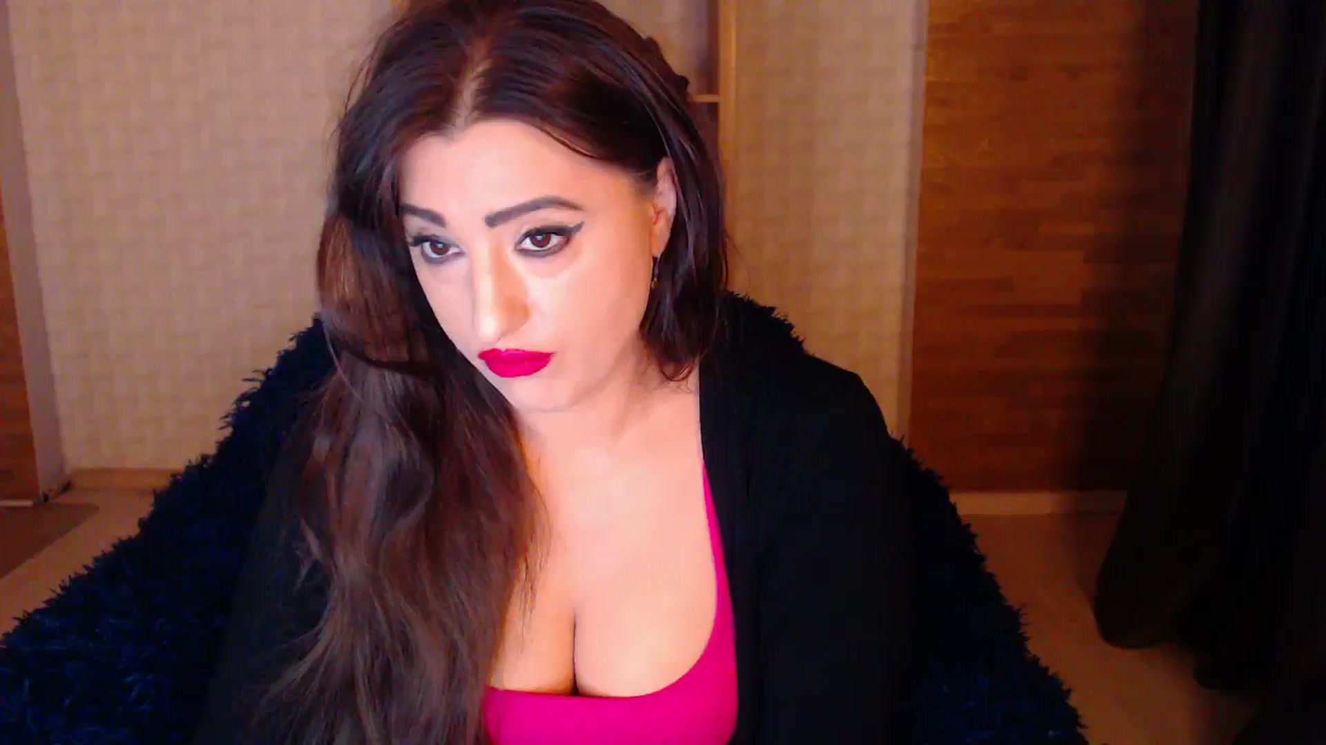 Gallery image thumbnail from HotRebbecca's myfreecams stream on, 05/28/2025, 02:26 image 4 of 20