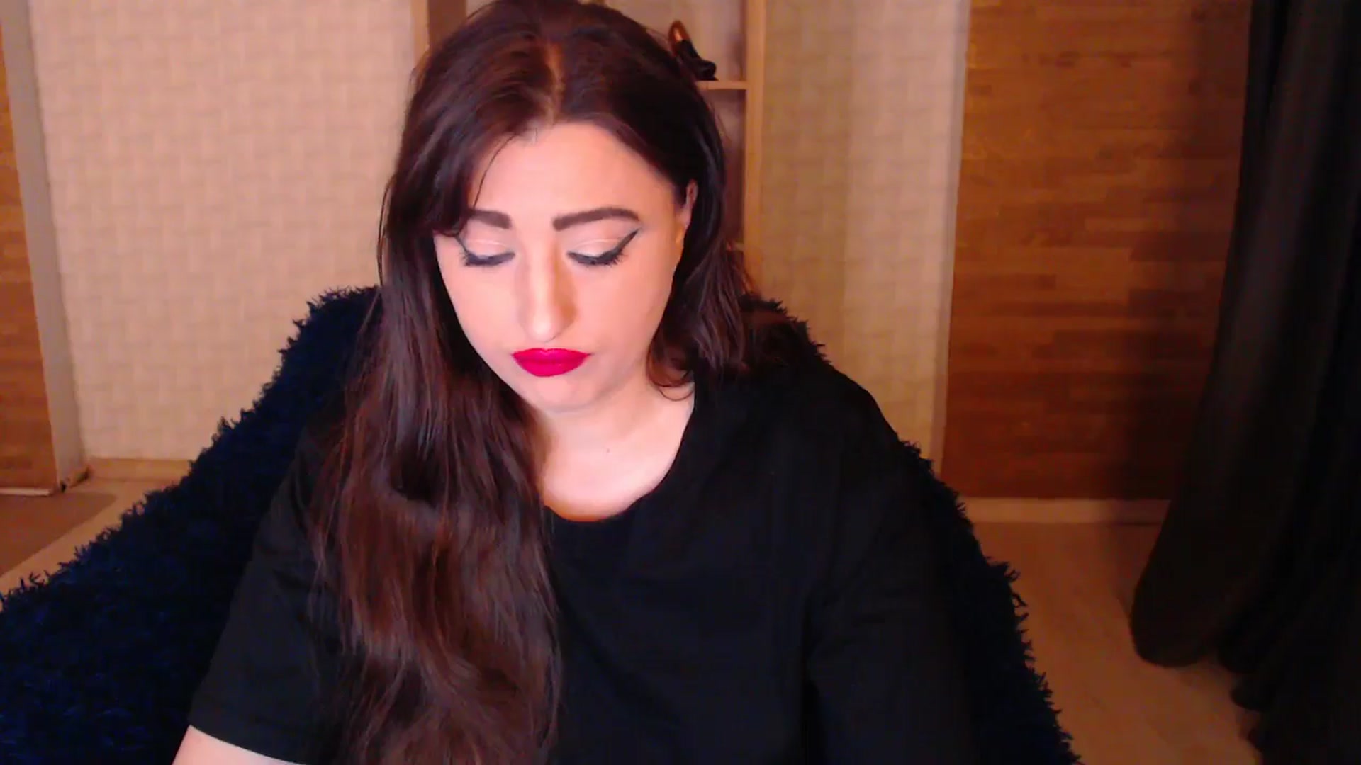 Gallery image thumbnail from HotRebbecca's myfreecams stream on, 05/29/2025, 01:02 image 4 of 20