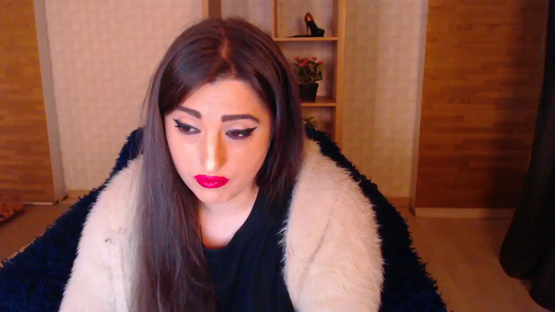 Gallery image thumbnail from HotRebbecca's myfreecams stream on, 05/31/2025, 23:01 image 16 of 20