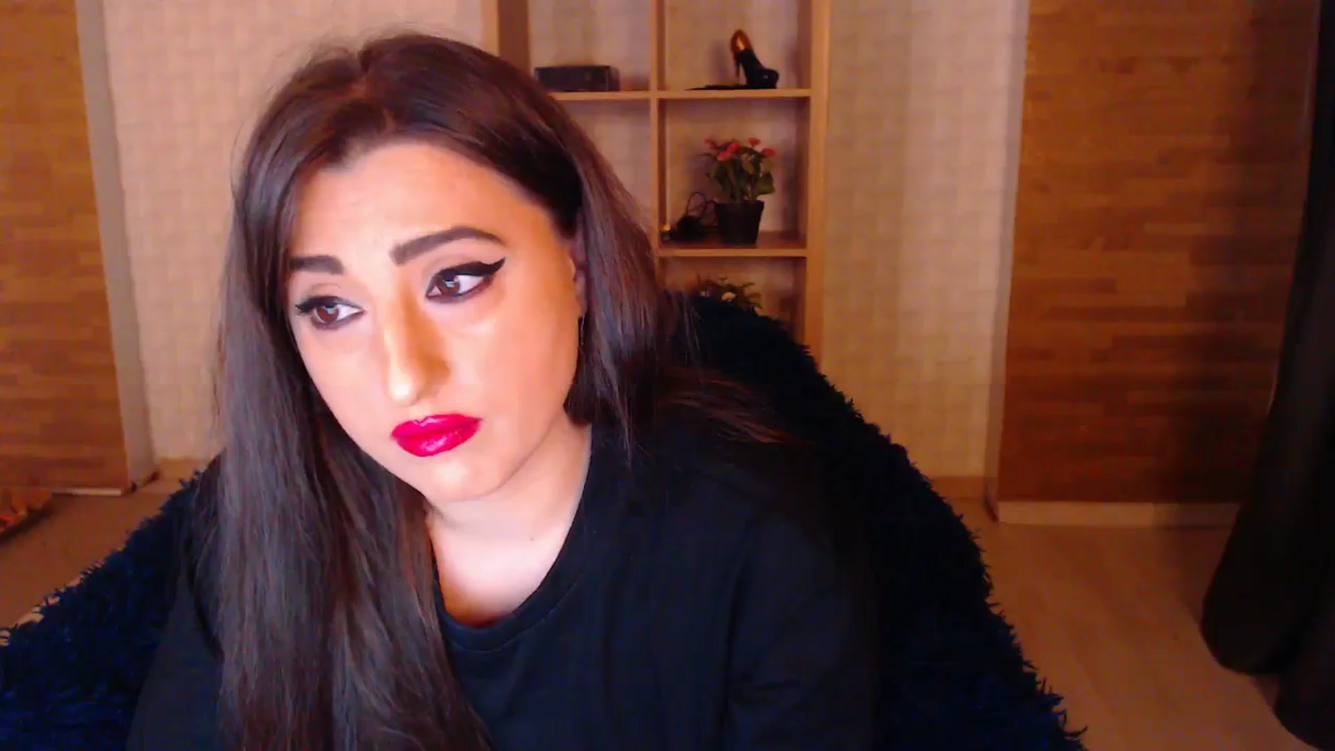 Gallery image thumbnail from HotRebbecca's myfreecams stream on, 05/31/2025, 23:01 image 5 of 20
