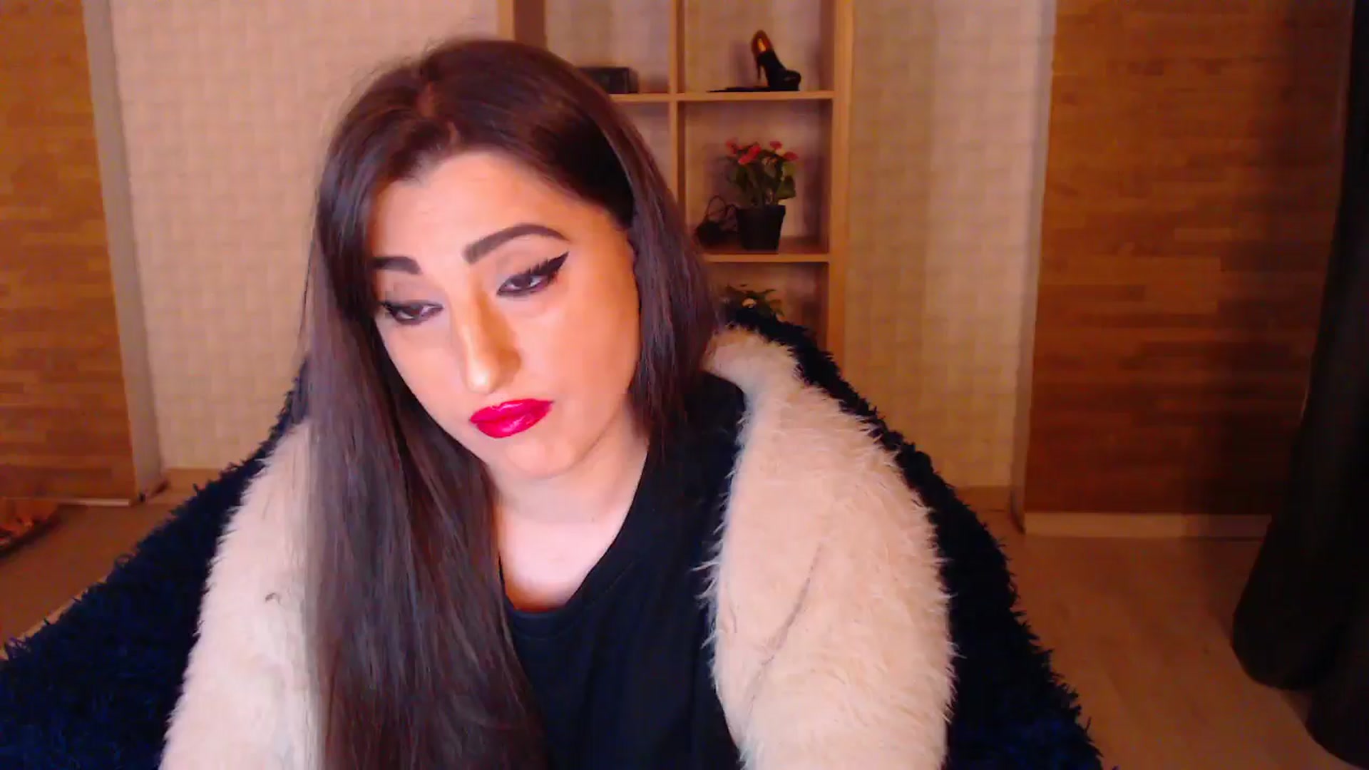 Gallery image thumbnail from HotRebbecca's myfreecams stream on, 05/31/2025, 23:01 image 14 of 20