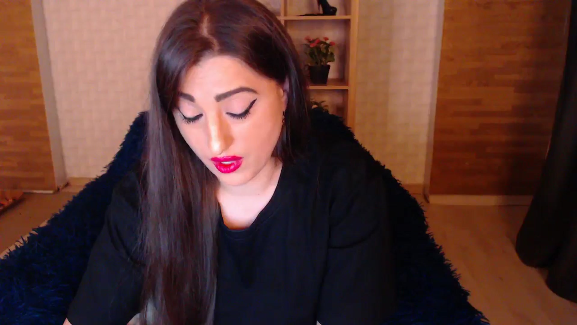 Gallery image thumbnail from HotRebbecca's myfreecams stream on, 06/01/2025, 24:06 image 14 of 20
