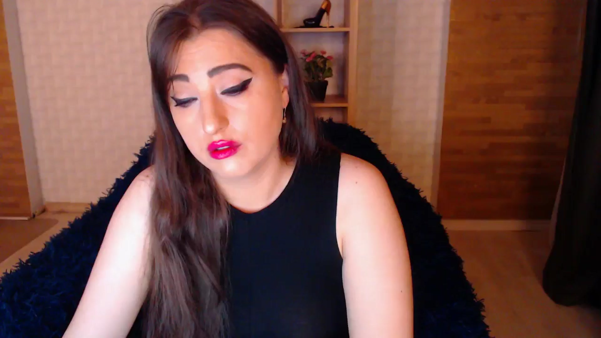 Gallery image thumbnail from HotRebbecca's myfreecams stream on, 06/07/2025, 21:51 image 15 of 20