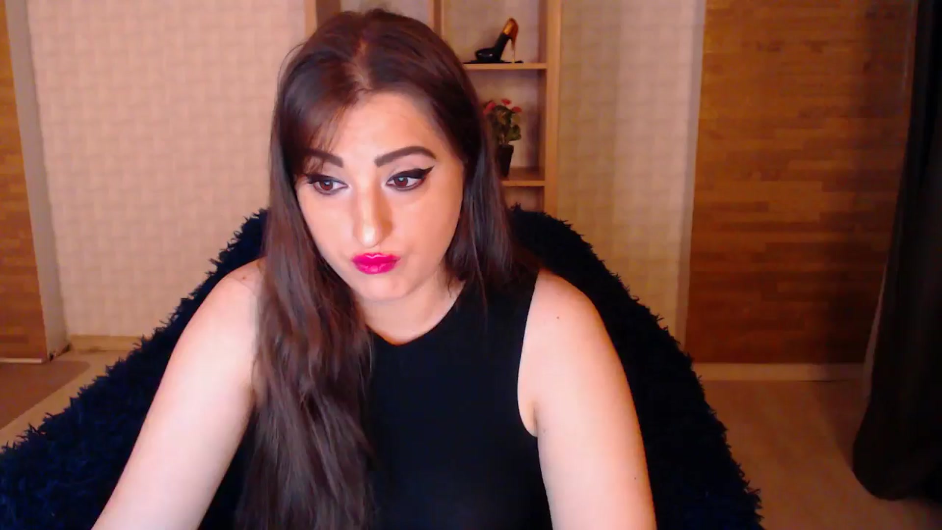 Gallery image thumbnail from HotRebbecca's myfreecams stream on, 06/07/2025, 21:51 image 17 of 20