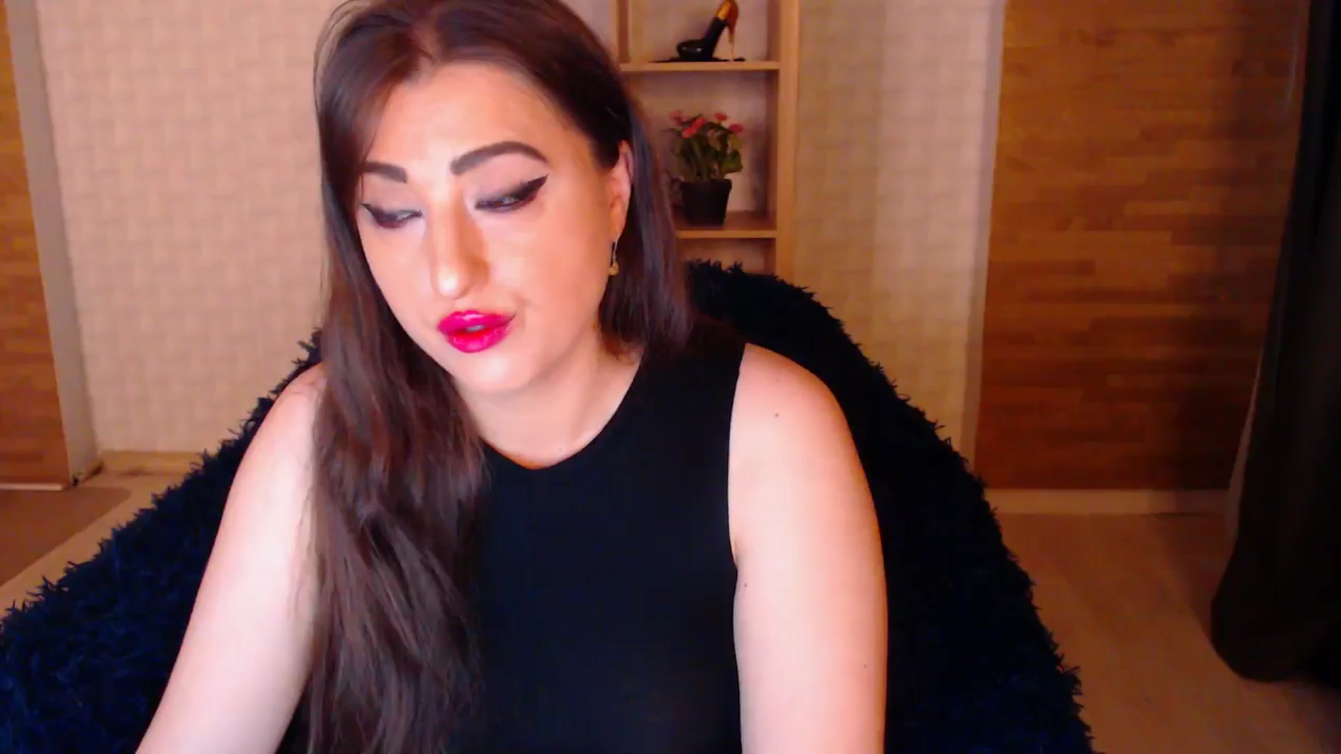 Gallery image thumbnail from HotRebbecca's myfreecams stream on, 06/07/2025, 21:51 image 14 of 20