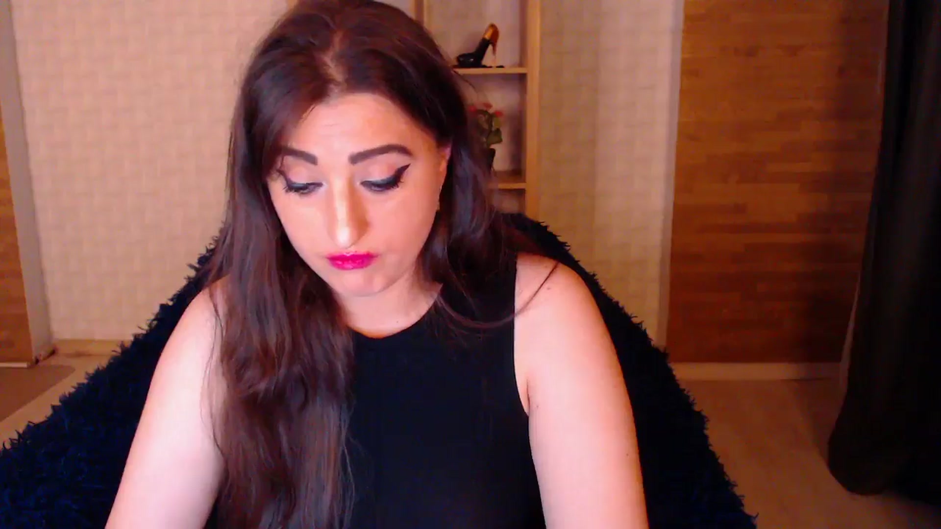 Gallery image thumbnail from HotRebbecca's myfreecams stream on, 06/08/2025, 01:20 image 6 of 20