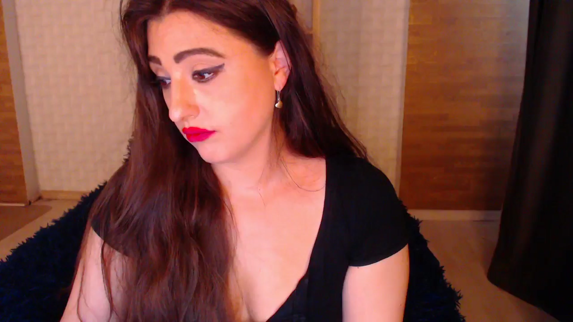 Gallery image thumbnail from HotRebbecca's myfreecams stream on, 06/24/2025, 08:17 image 2 of 20