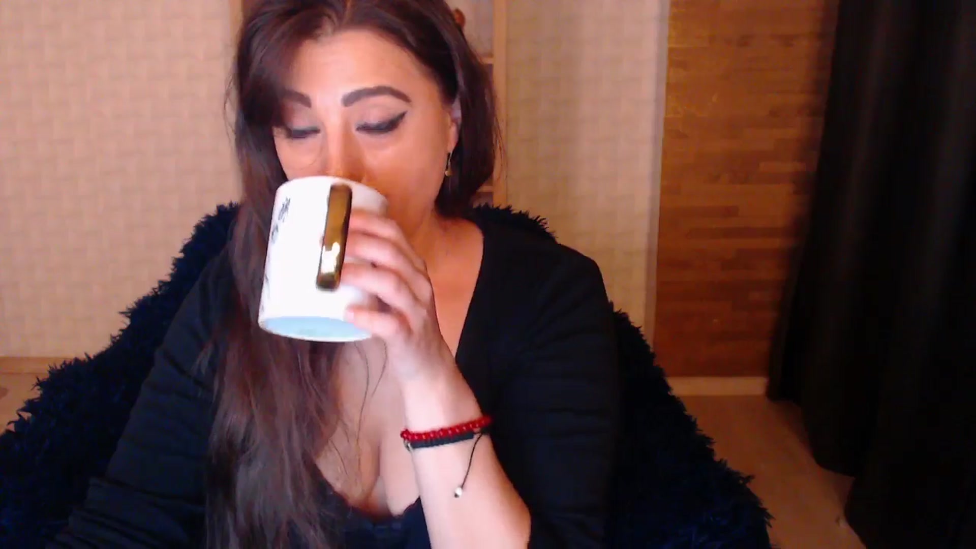 Gallery image thumbnail from HotRebbecca's myfreecams stream on, 07/22/2025, 03:42 image 14 of 20