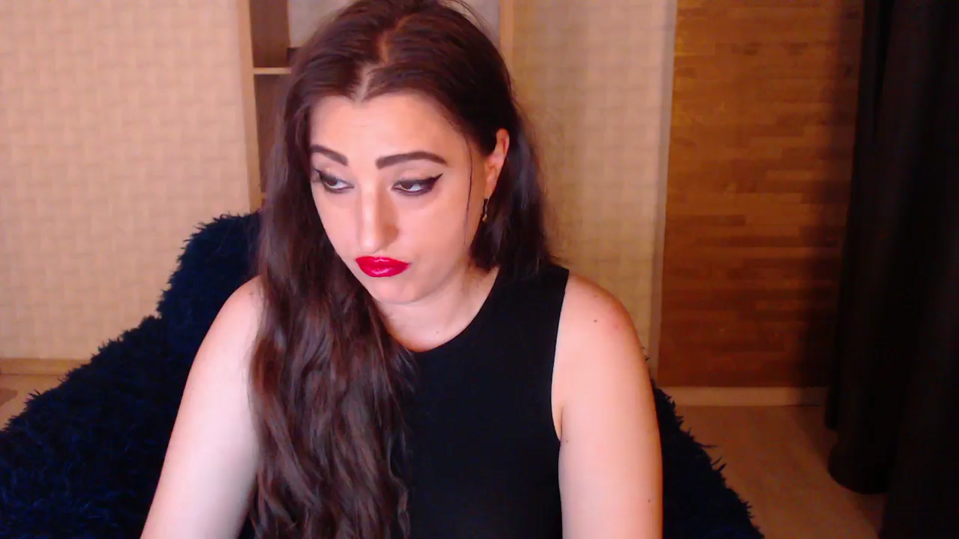 Gallery image thumbnail from HotRebbecca's myfreecams stream on, 08/04/2025, 03:37 image 12 of 20