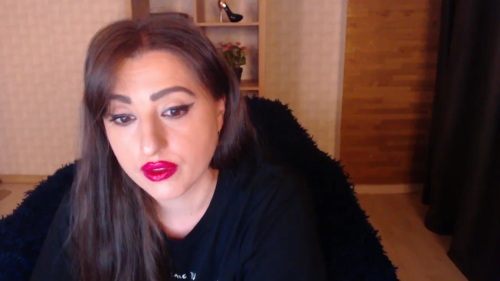 Gallery image thumbnail from HotRebbecca's myfreecams stream on, 08/08/2025, 03:00 image 11 of 20