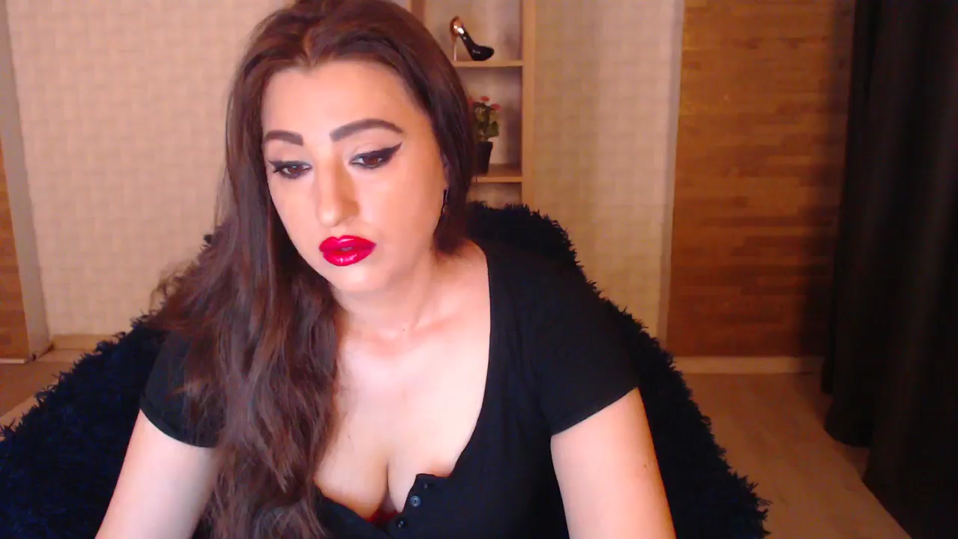 Gallery image thumbnail from HotRebbecca's myfreecams stream on, 08/10/2025, 03:39 image 2 of 20