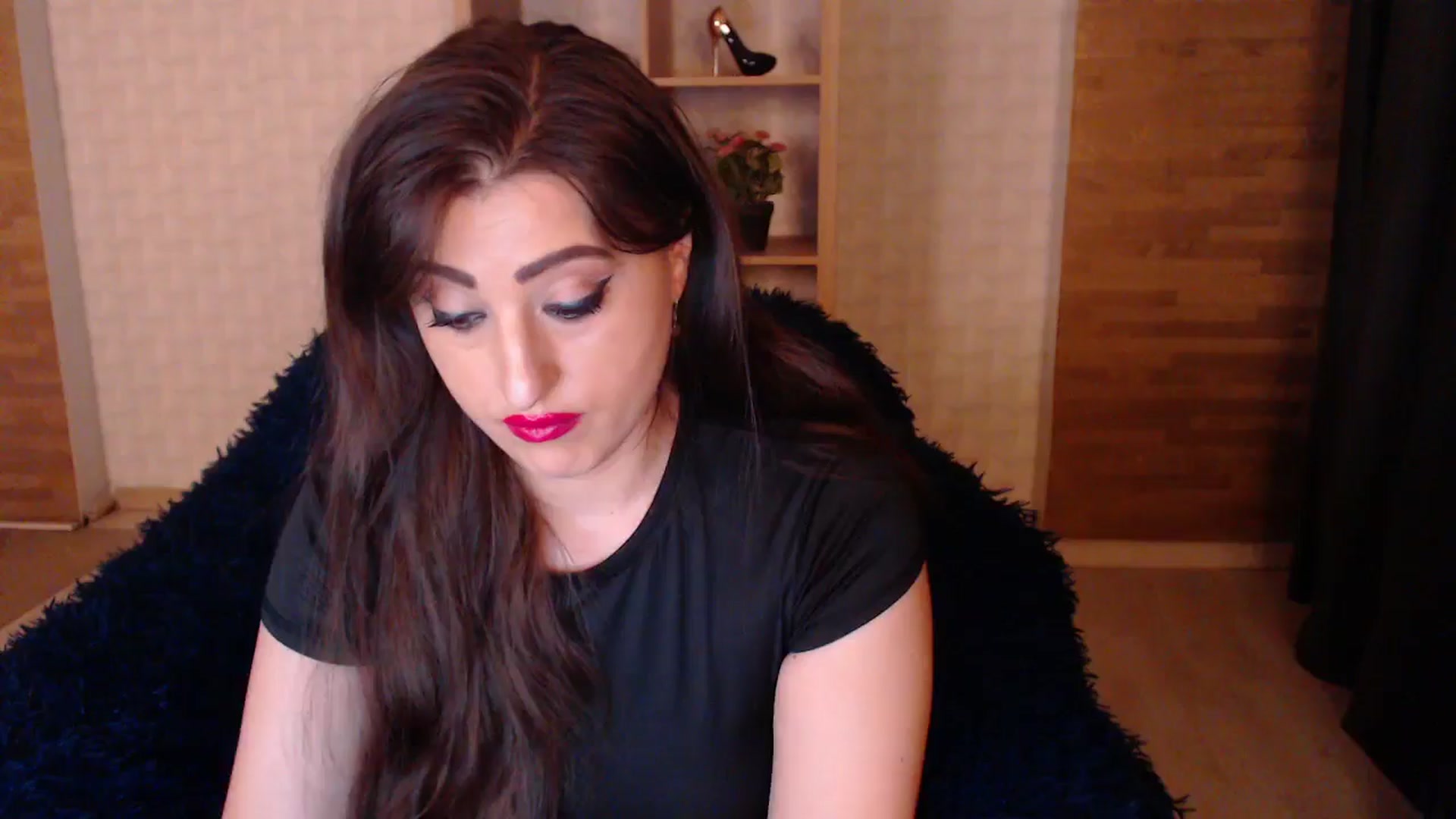 Gallery image thumbnail from HotRebbecca's myfreecams stream on, 08/14/2025, 02:33 image 18 of 20