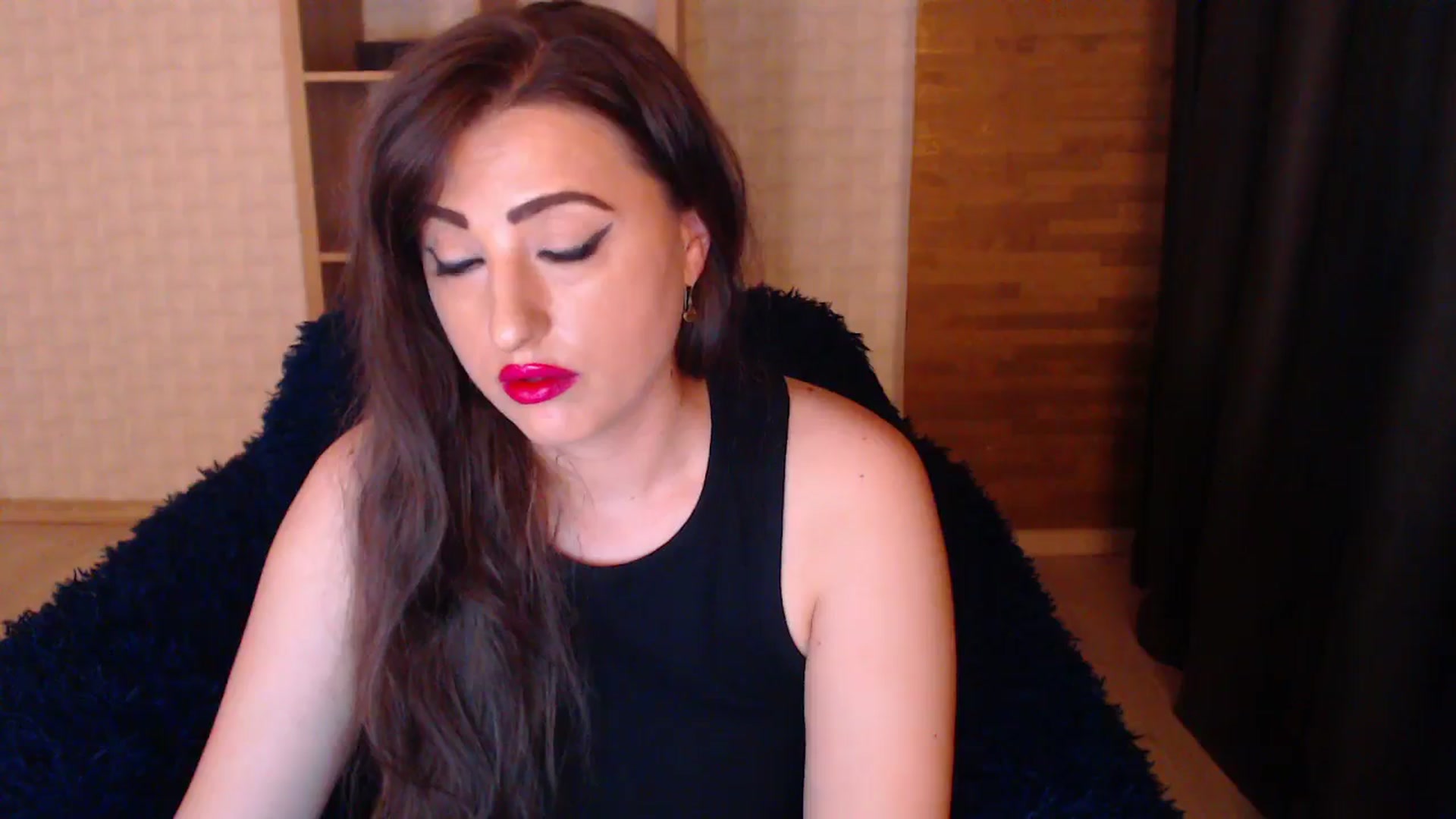 Gallery image thumbnail from HotRebbecca's myfreecams stream on, 08/18/2025, 04:08 image 10 of 20