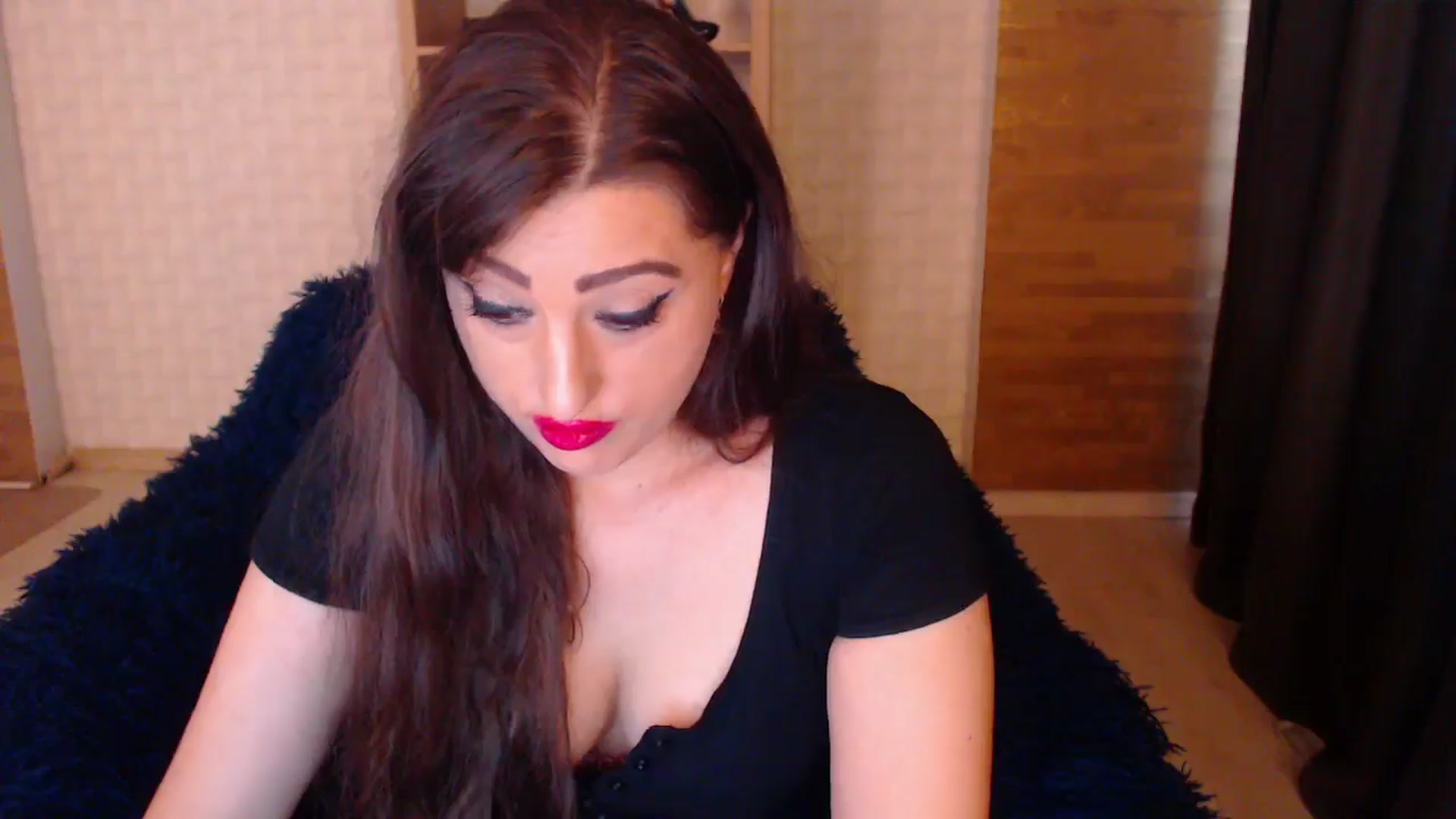 Gallery image thumbnail from HotRebbecca's myfreecams stream on, 08/20/2025, 06:43 image 18 of 20