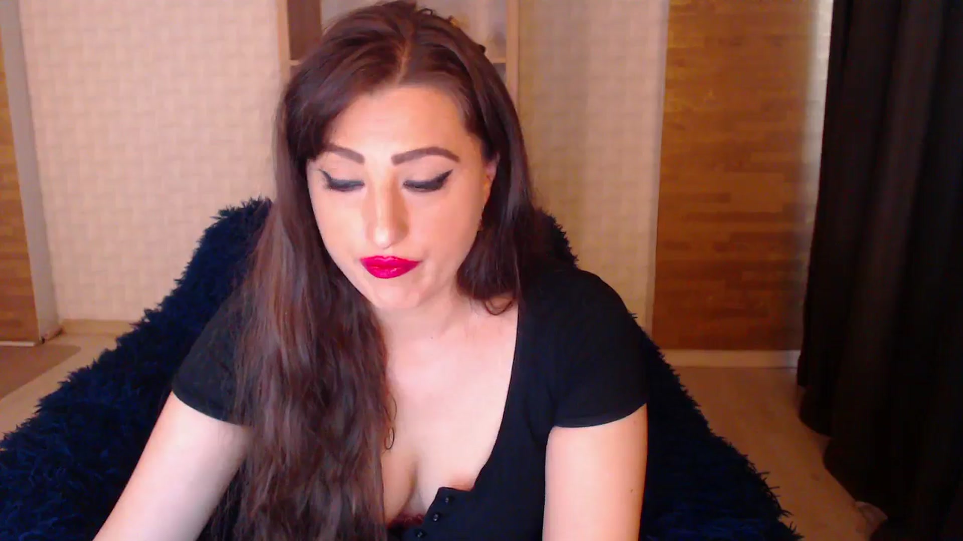 Gallery image thumbnail from HotRebbecca's myfreecams stream on, 08/20/2025, 06:43 image 6 of 20