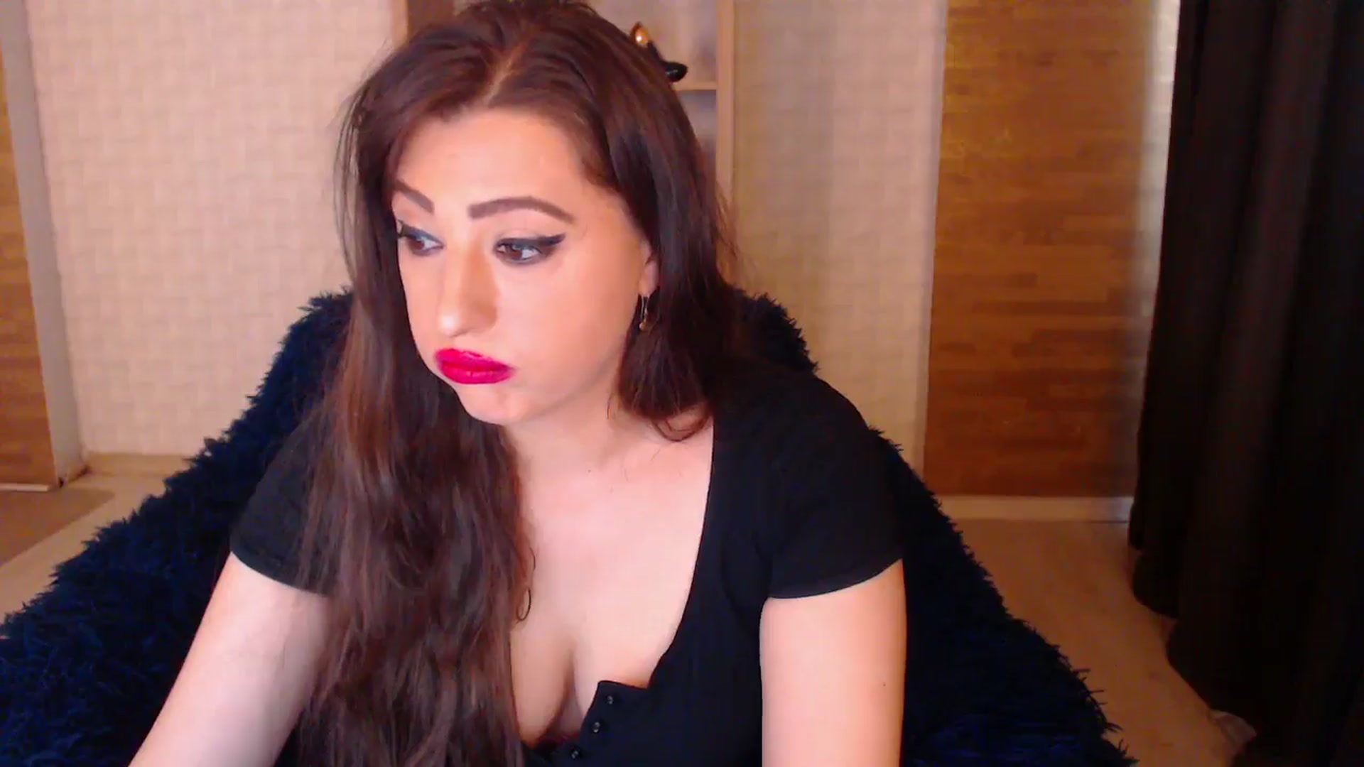 Gallery image thumbnail from HotRebbecca's myfreecams stream on, 08/20/2025, 06:43 image 3 of 20