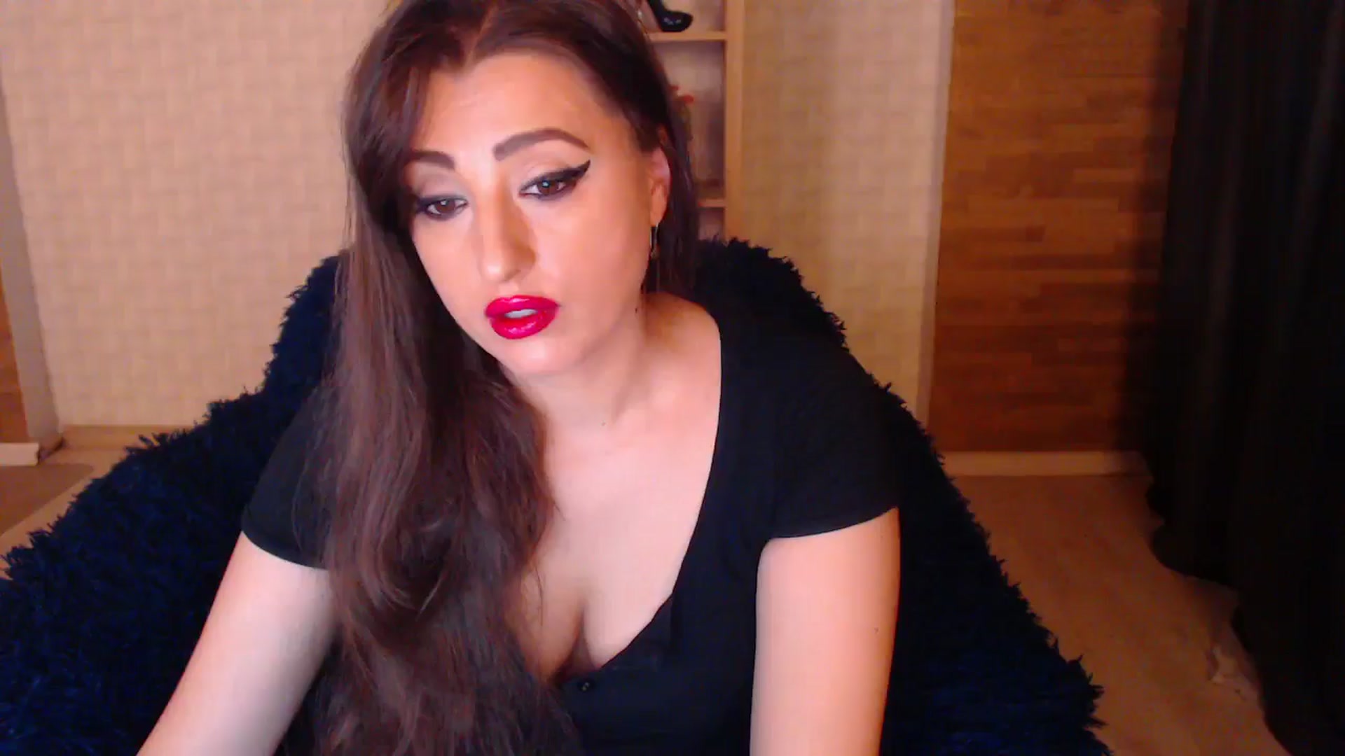 Gallery image thumbnail from HotRebbecca's myfreecams stream on, 09/02/2025, 01:00 image 1 of 20