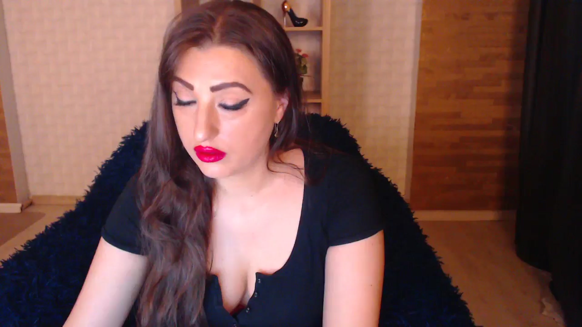 Gallery image thumbnail from HotRebbecca's myfreecams stream on, 09/03/2025, 22:28 image 18 of 20