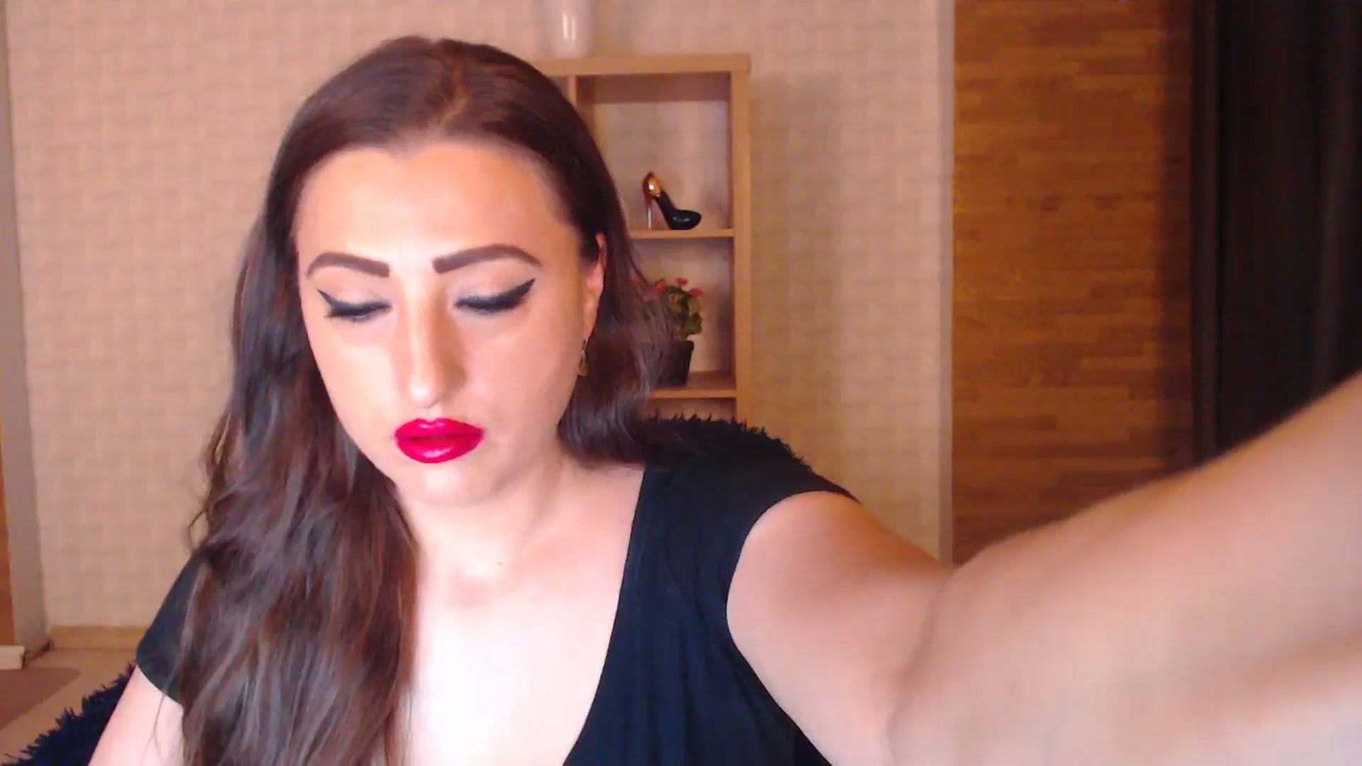 Gallery image thumbnail from HotRebbecca's myfreecams stream on, 09/03/2025, 22:28 image 2 of 20