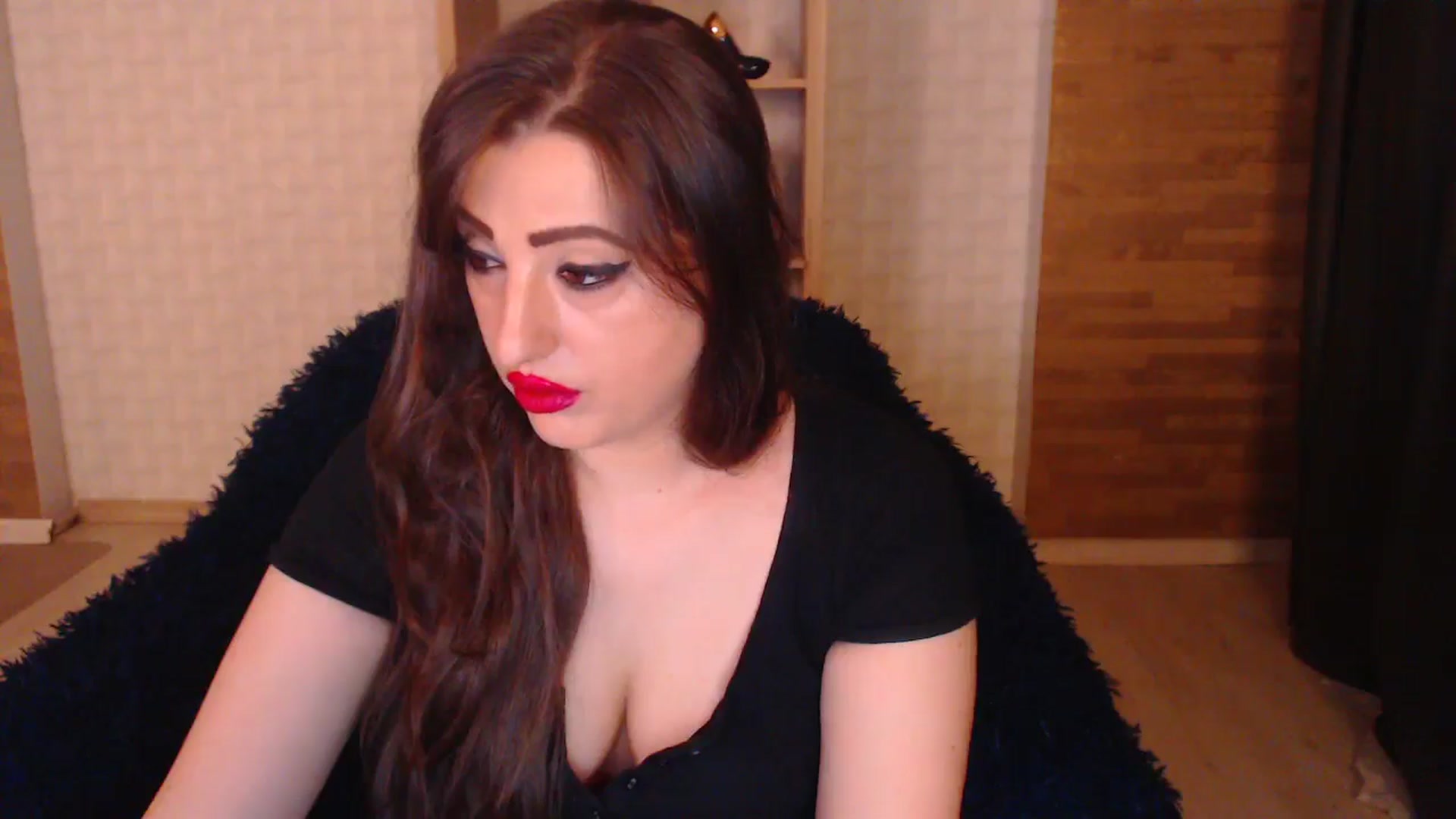 Gallery image thumbnail from HotRebbecca's myfreecams stream on, 09/03/2025, 22:28 image 11 of 20