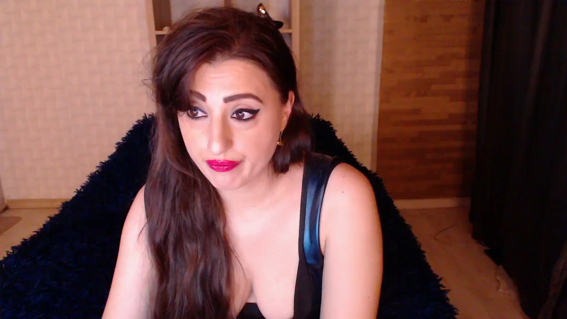 Gallery image thumbnail from HotRebbecca's myfreecams stream on, 09/08/2025, 03:30 image 8 of 20