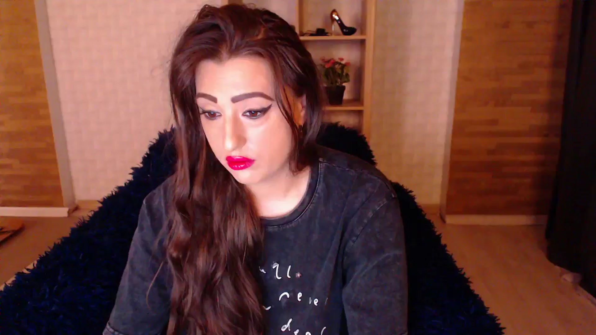 Gallery image thumbnail from HotRebbecca's myfreecams stream on, 09/12/2025, 03:01 image 6 of 20