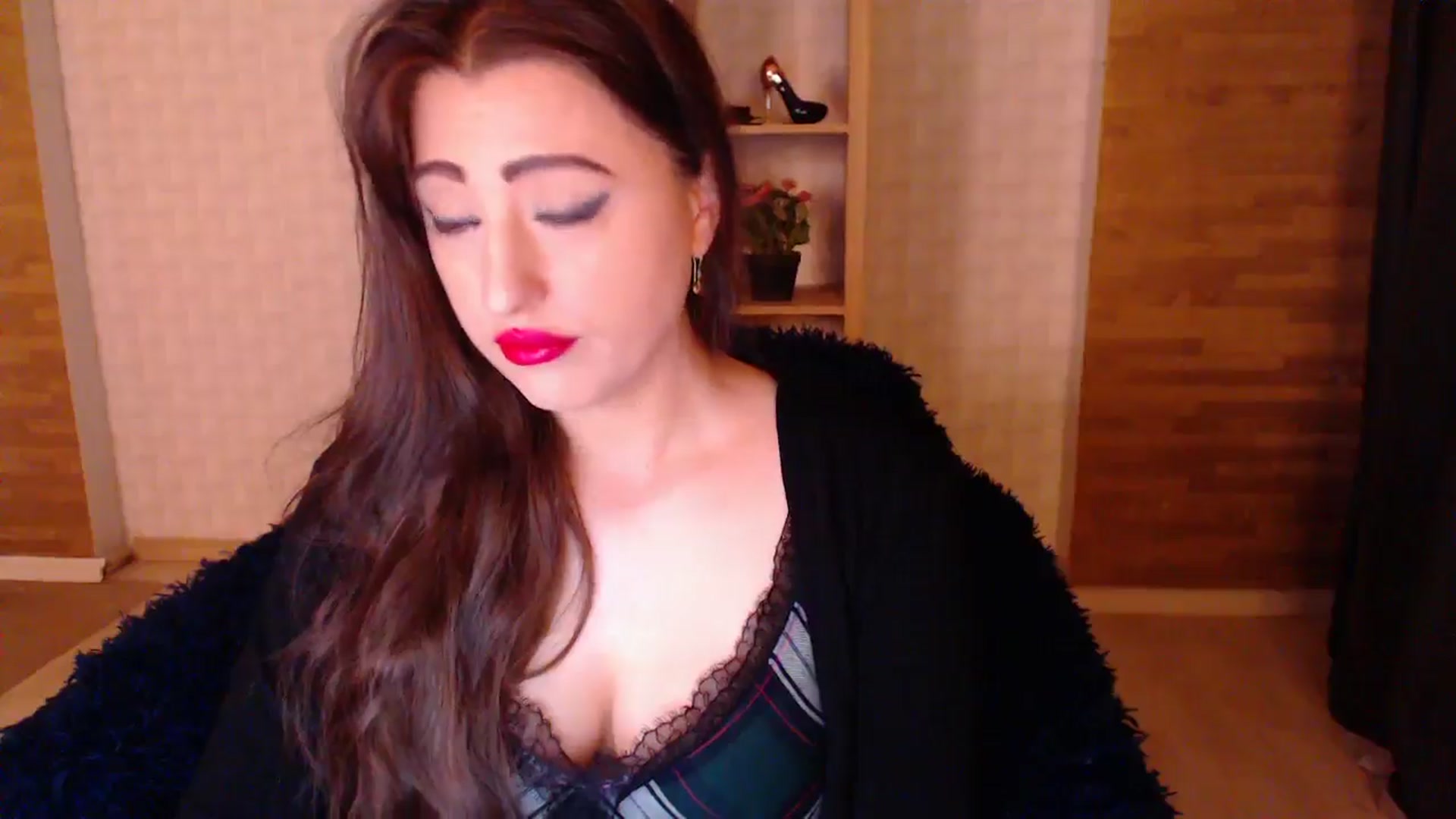 Gallery image thumbnail from HotRebbecca's myfreecams stream on, 09/23/2025, 04:19 image 14 of 20