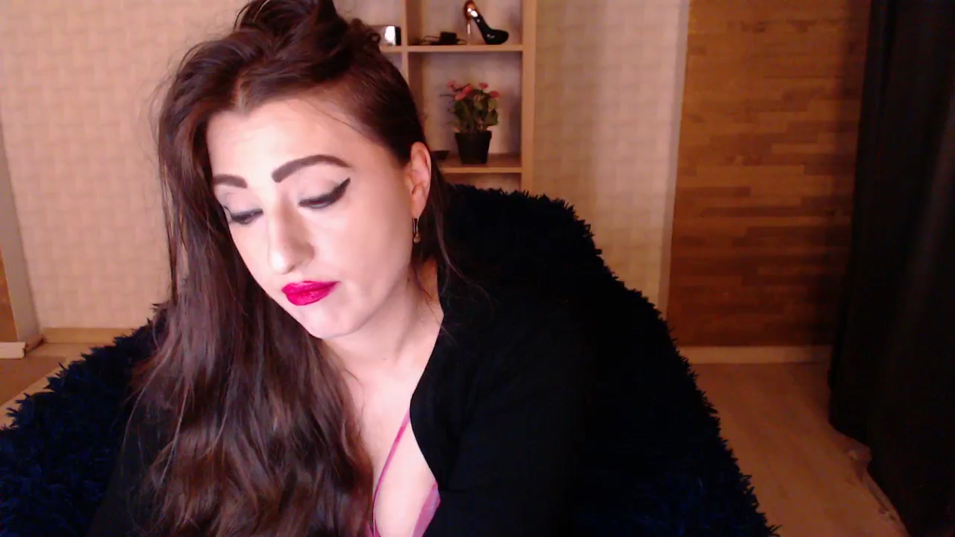 Gallery image thumbnail from HotRebbecca's myfreecams stream on, 09/24/2025, 03:49 image 8 of 20