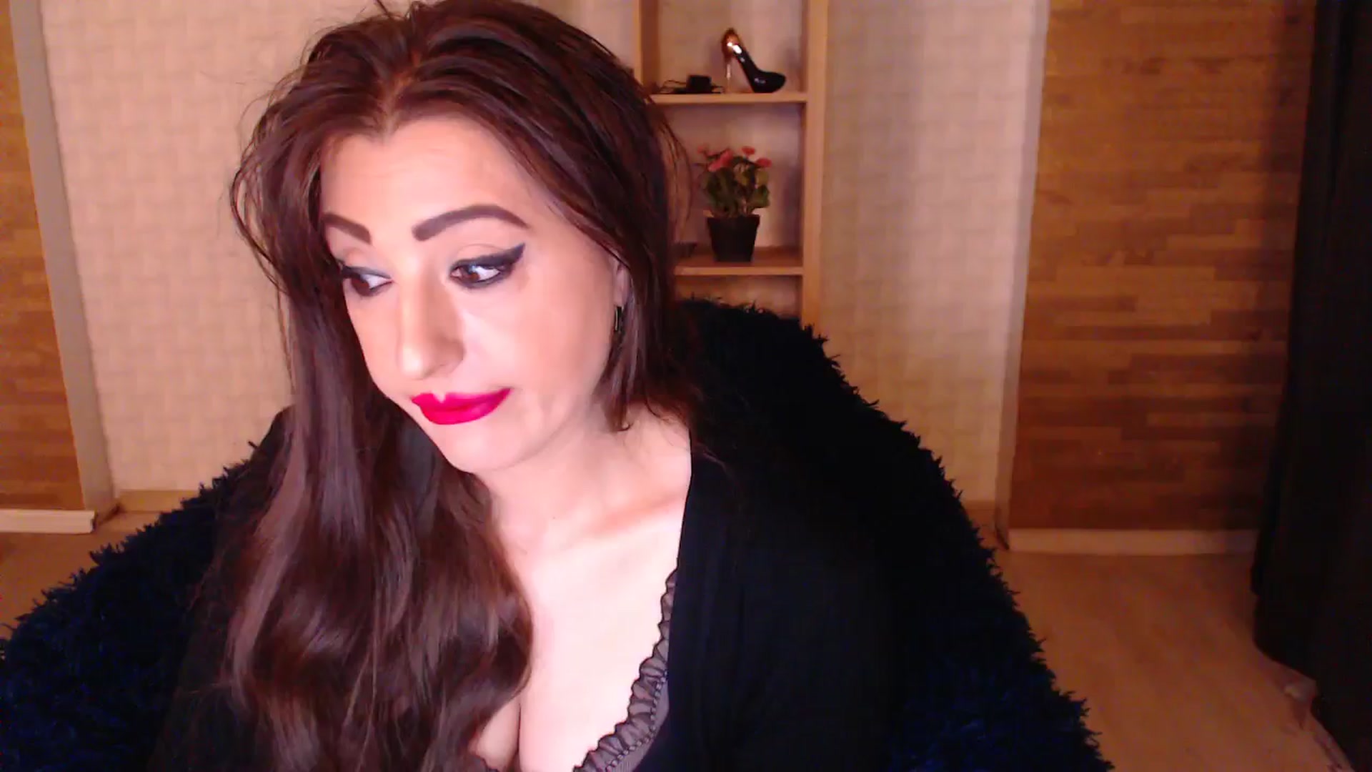Gallery image thumbnail from HotRebbecca's myfreecams stream on, 09/28/2025, 23:04 image 6 of 20