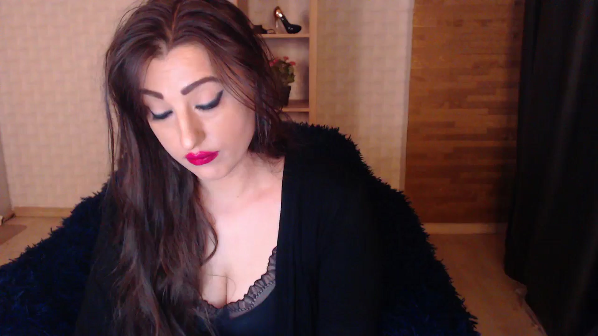 Gallery image thumbnail from HotRebbecca's myfreecams stream on, 09/29/2025, 24:29 image 9 of 20