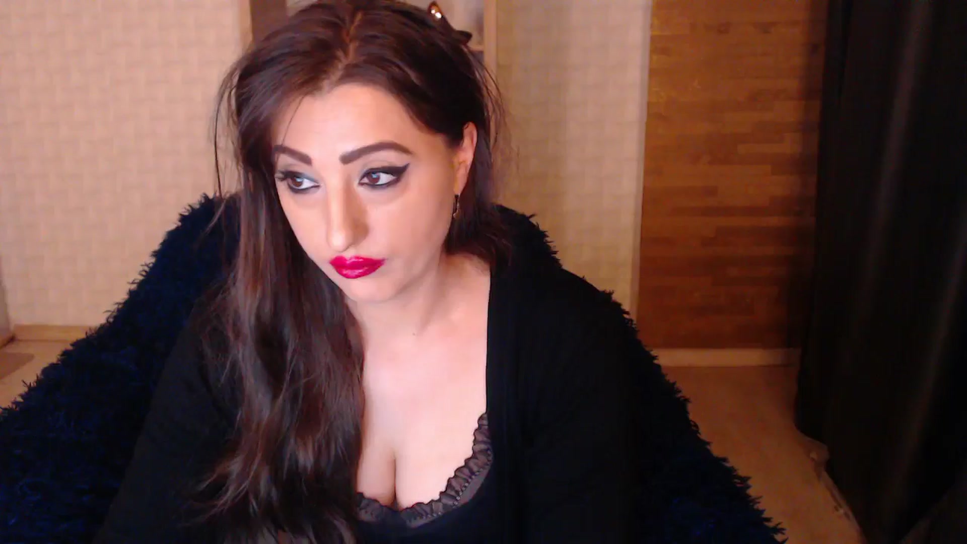 Gallery image thumbnail from HotRebbecca's myfreecams stream on, 09/29/2025, 03:01 image 2 of 20