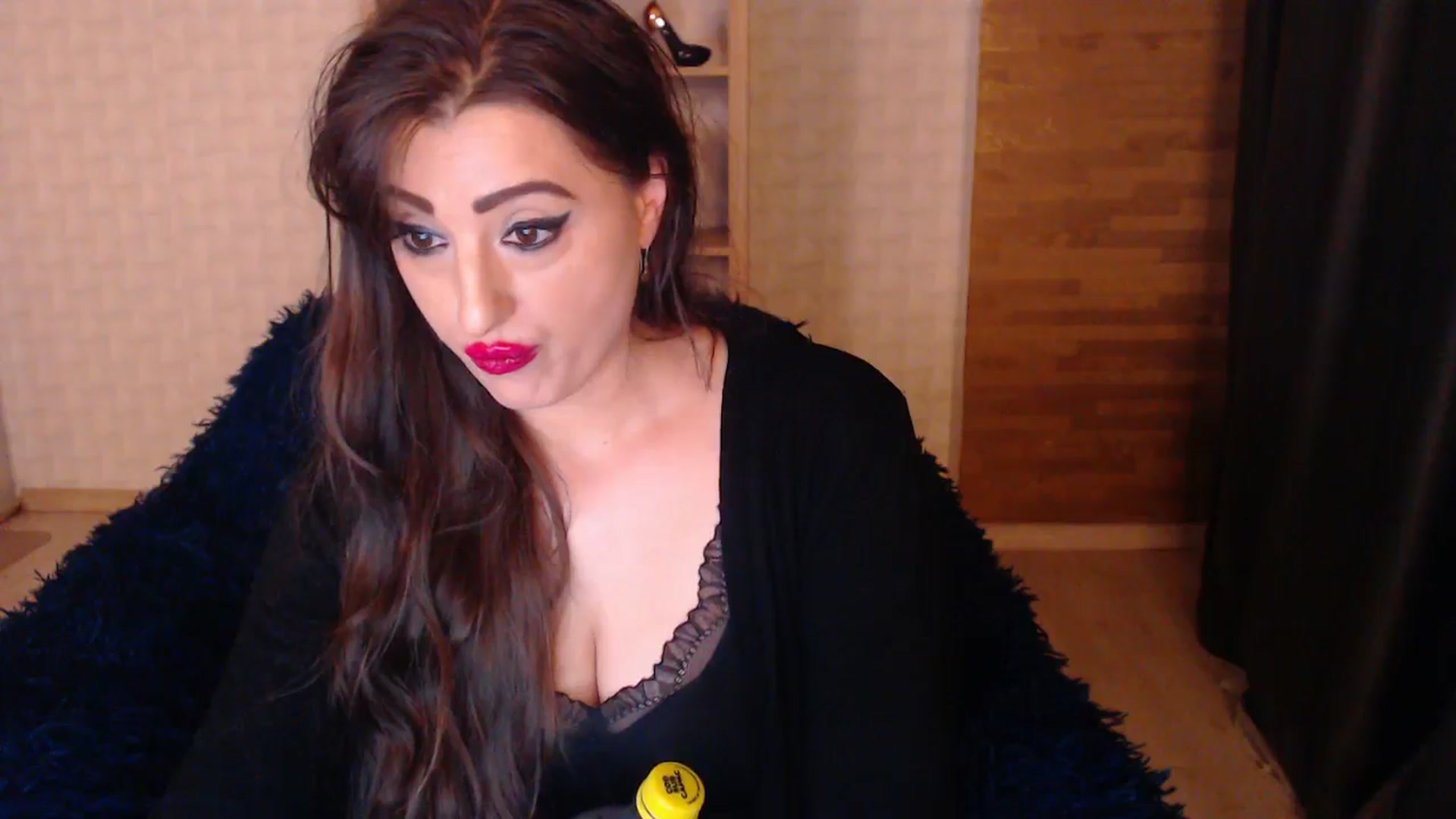 Gallery image thumbnail from HotRebbecca's myfreecams stream on, 09/29/2025, 03:01 image 11 of 20