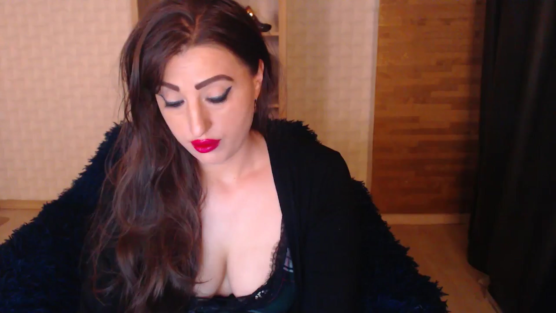 Gallery image thumbnail from HotRebbecca's myfreecams stream on, 09/29/2025, 22:33 image 12 of 20