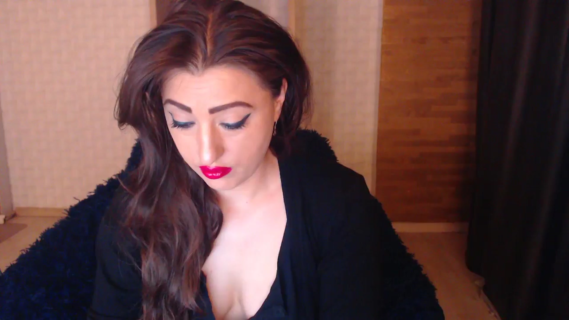 Gallery image thumbnail from HotRebbecca's myfreecams stream on, 10/01/2025, 19:40 image 3 of 20