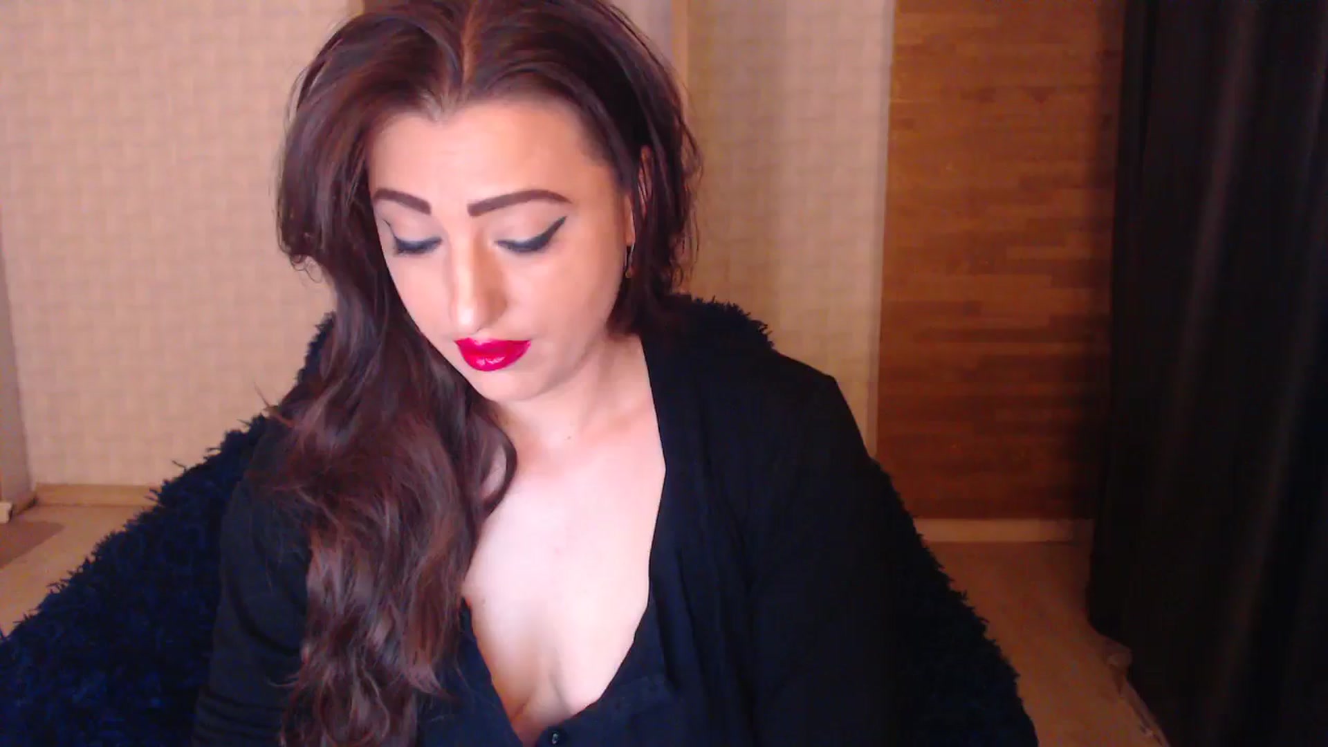 Gallery image thumbnail from HotRebbecca's myfreecams stream on, 10/01/2025, 19:40 image 1 of 20