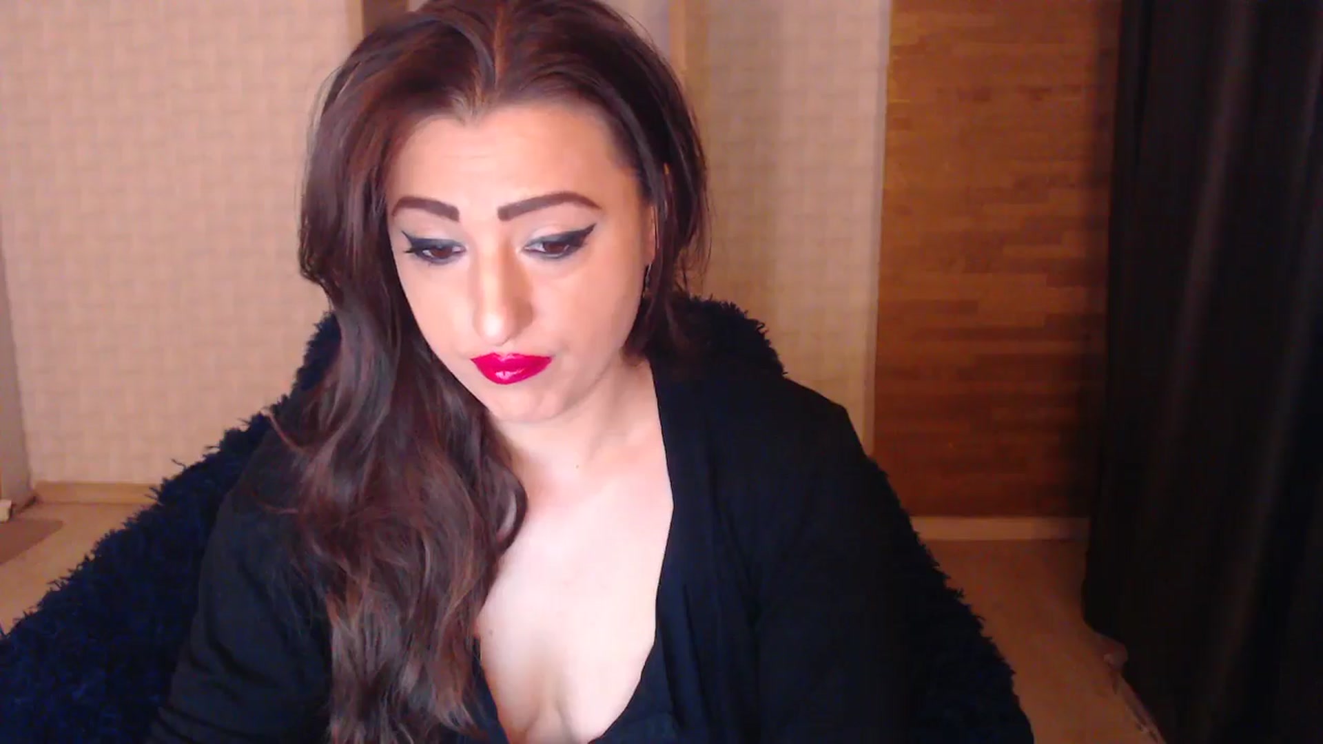 Gallery image thumbnail from HotRebbecca's myfreecams stream on, 10/01/2025, 19:40 image 2 of 20