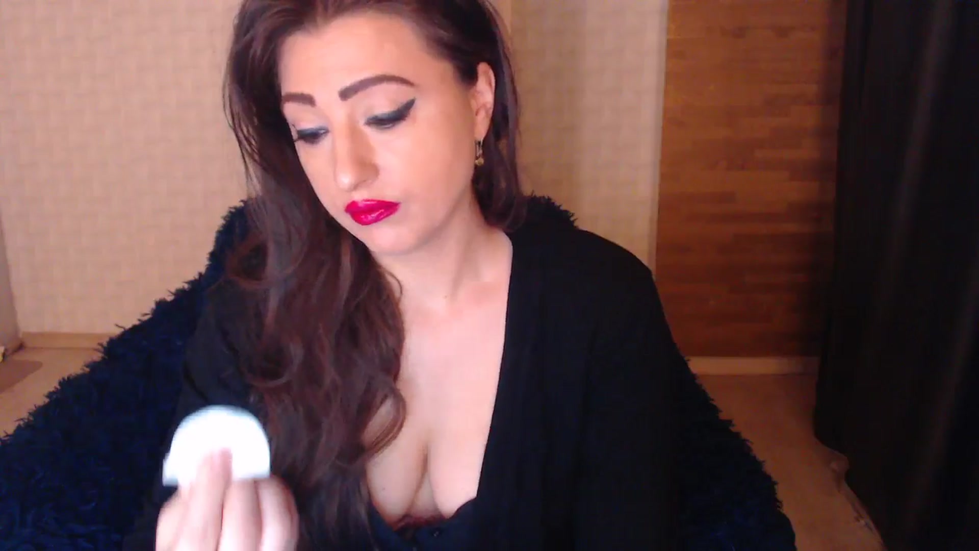 Gallery image thumbnail from HotRebbecca's myfreecams stream on, 10/01/2025, 19:40 image 14 of 20