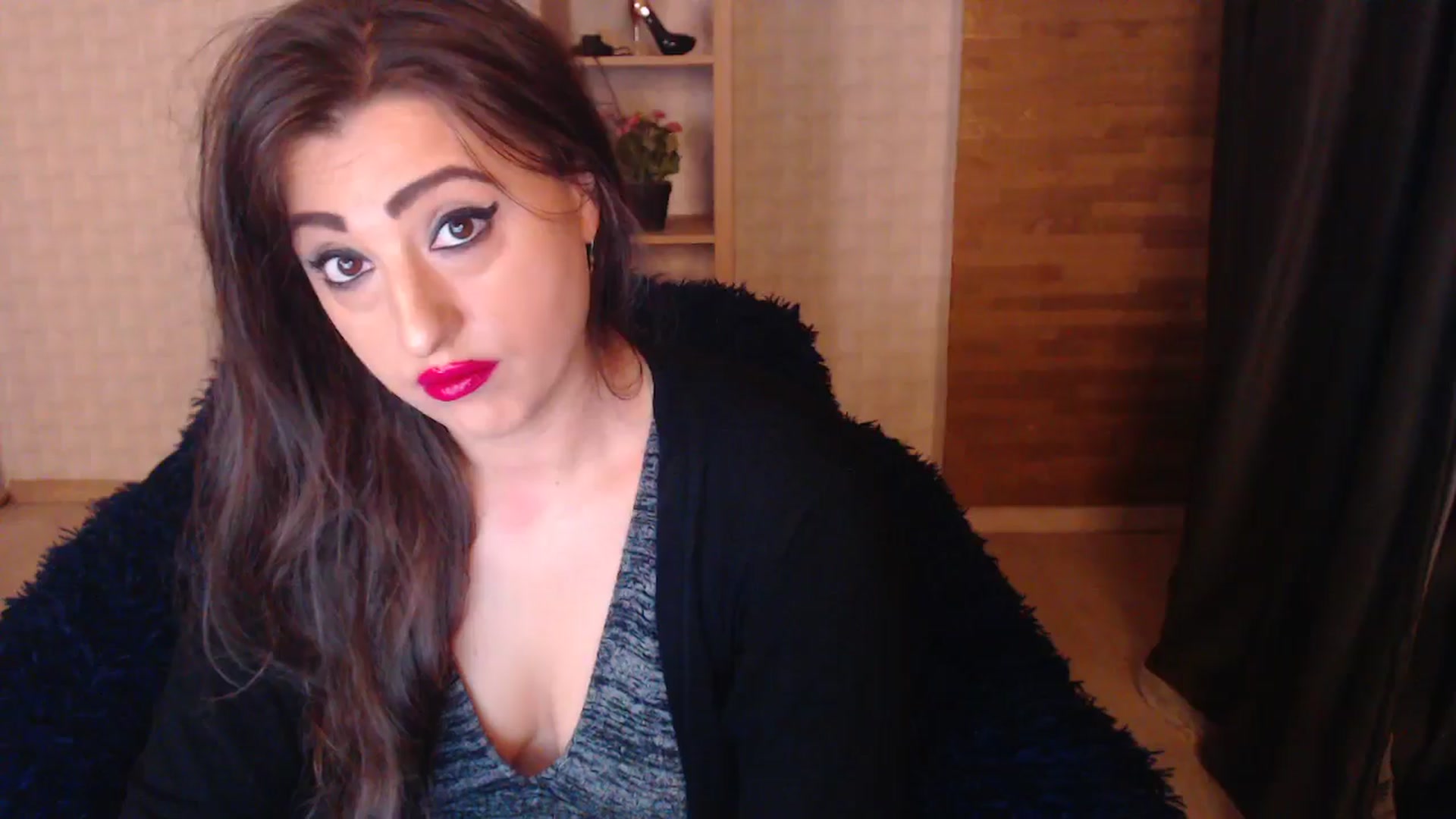 Gallery image thumbnail from HotRebbecca's myfreecams stream on, 10/14/2025, 06:07 image 6 of 20