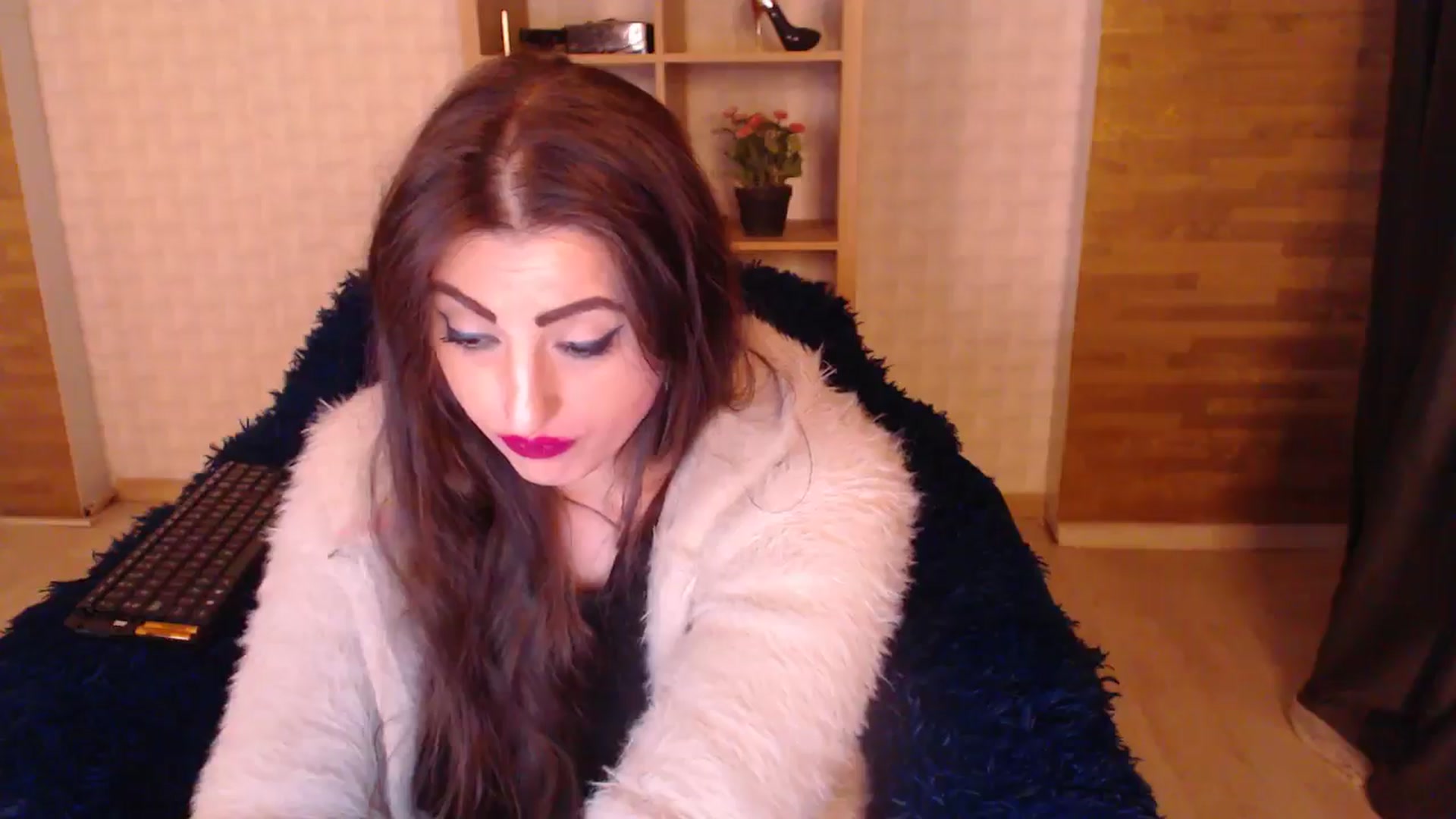 Gallery image thumbnail from HotRebbecca's myfreecams stream on, 10/28/2025, 05:27 image 10 of 20