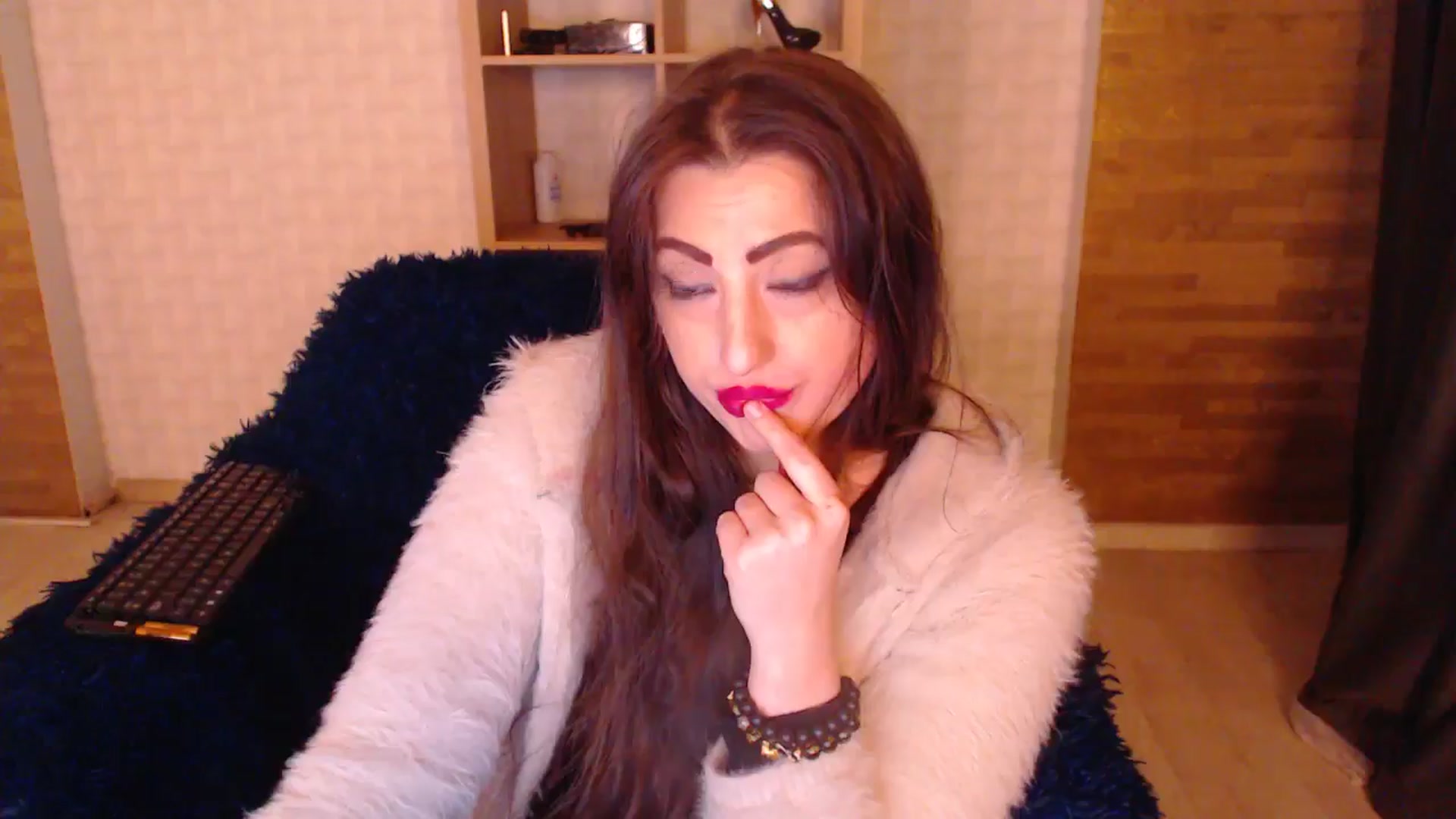 Gallery image thumbnail from HotRebbecca's myfreecams stream on, 10/28/2025, 05:27 image 14 of 20