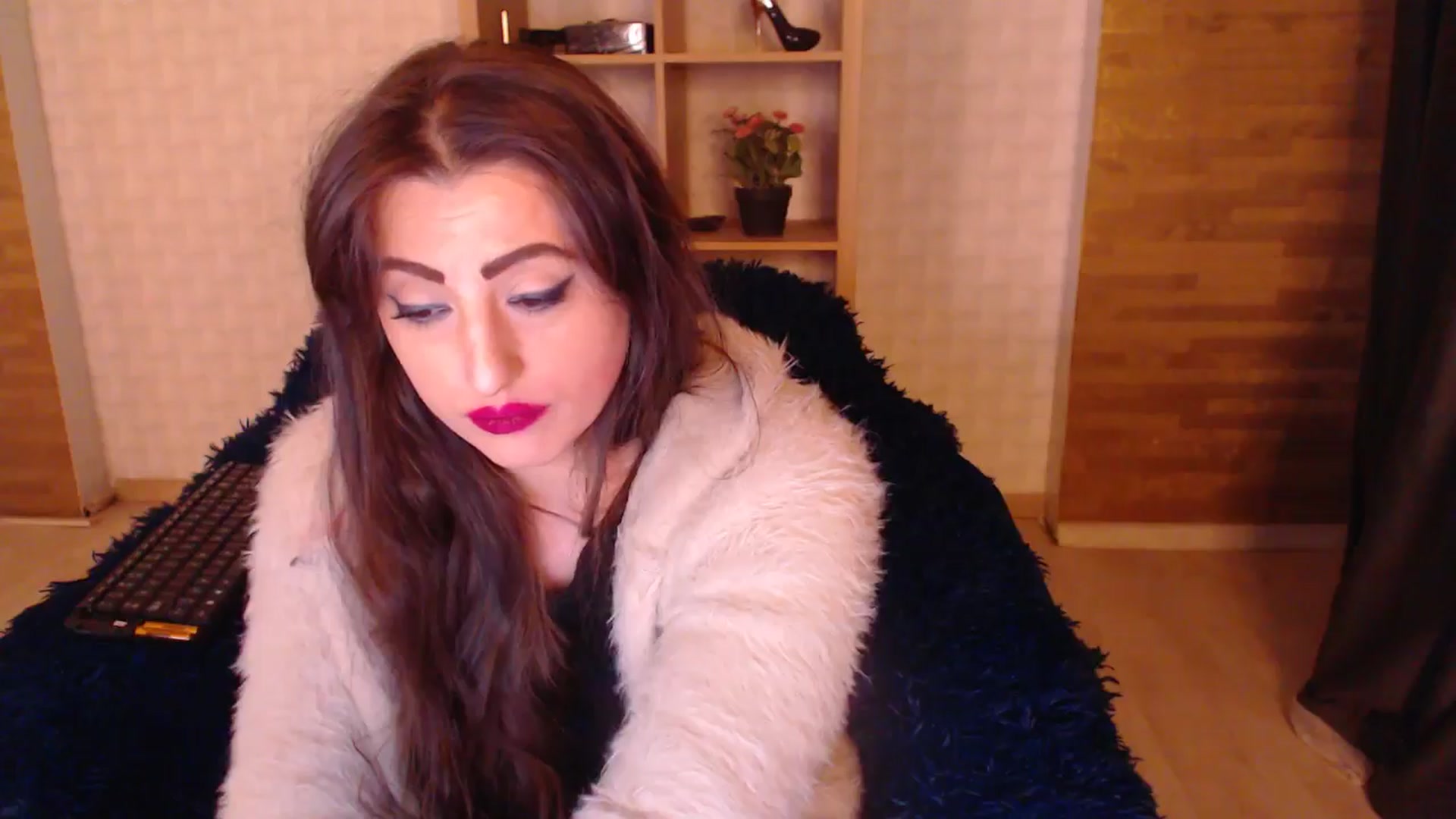 Gallery image thumbnail from HotRebbecca's myfreecams stream on, 10/28/2025, 05:27 image 6 of 20